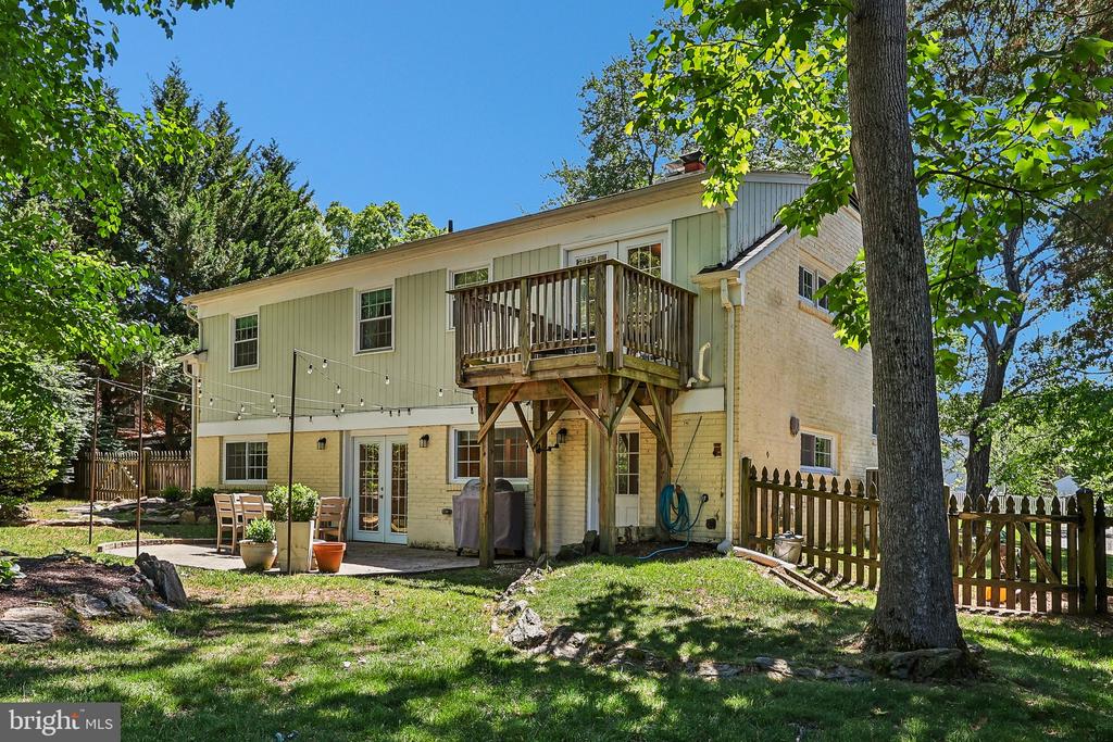 7813 YORKTOWN DRIVE