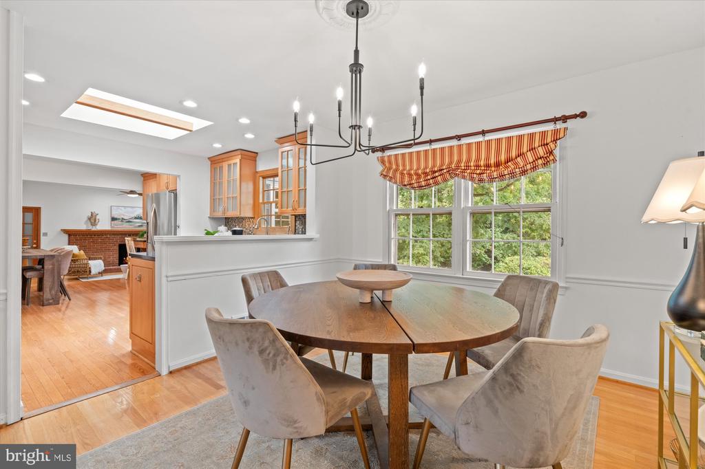 1920 WINDMILL LANE