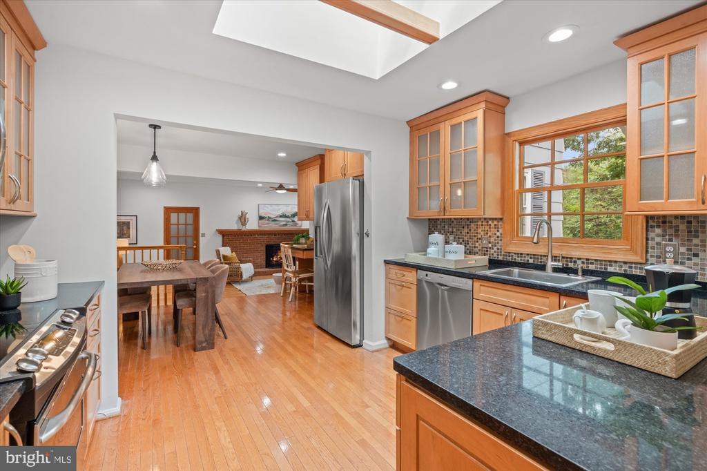 1920 WINDMILL LANE