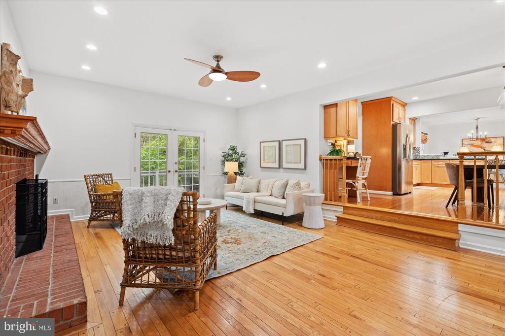 1920 WINDMILL LANE