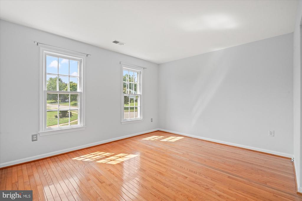 1920 WINDMILL LANE