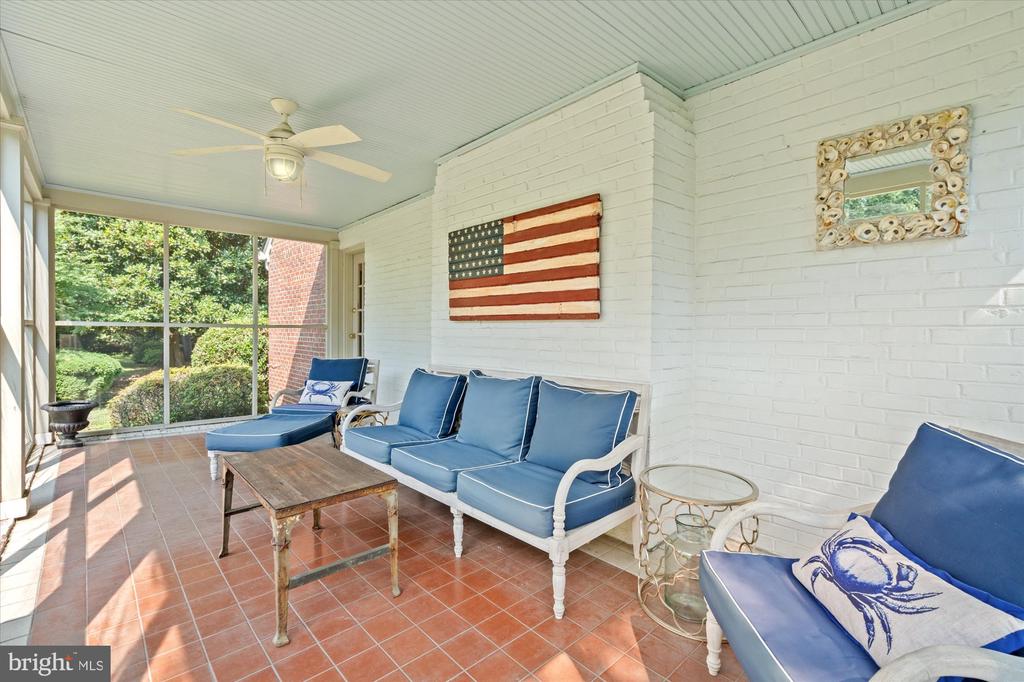 6422 BOULEVARD VIEW