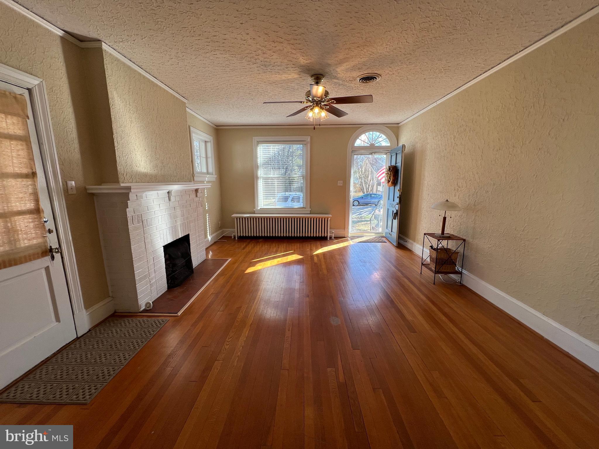 1502 GREYCOURT AVENUE