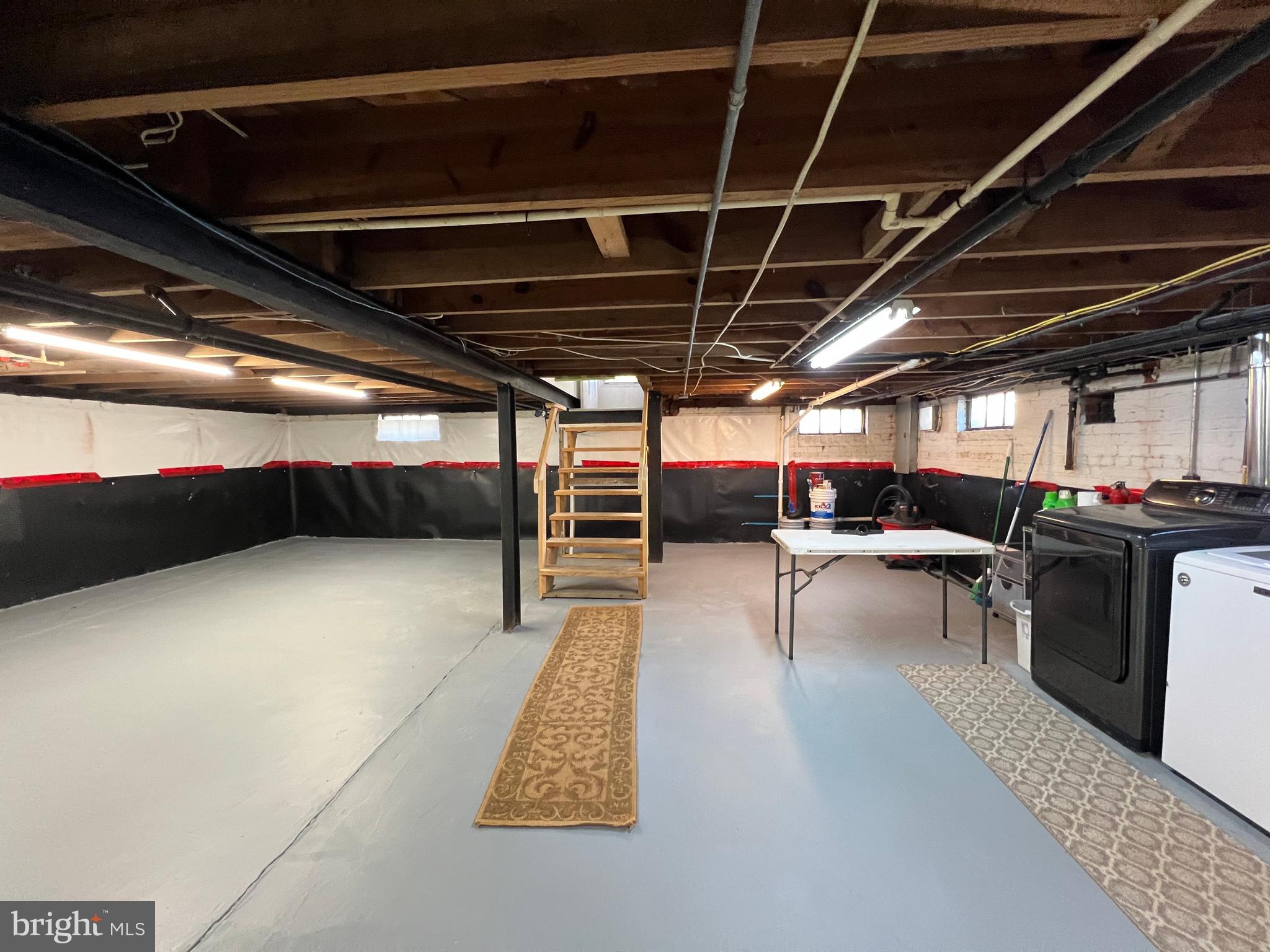 1502 GREYCOURT AVENUE