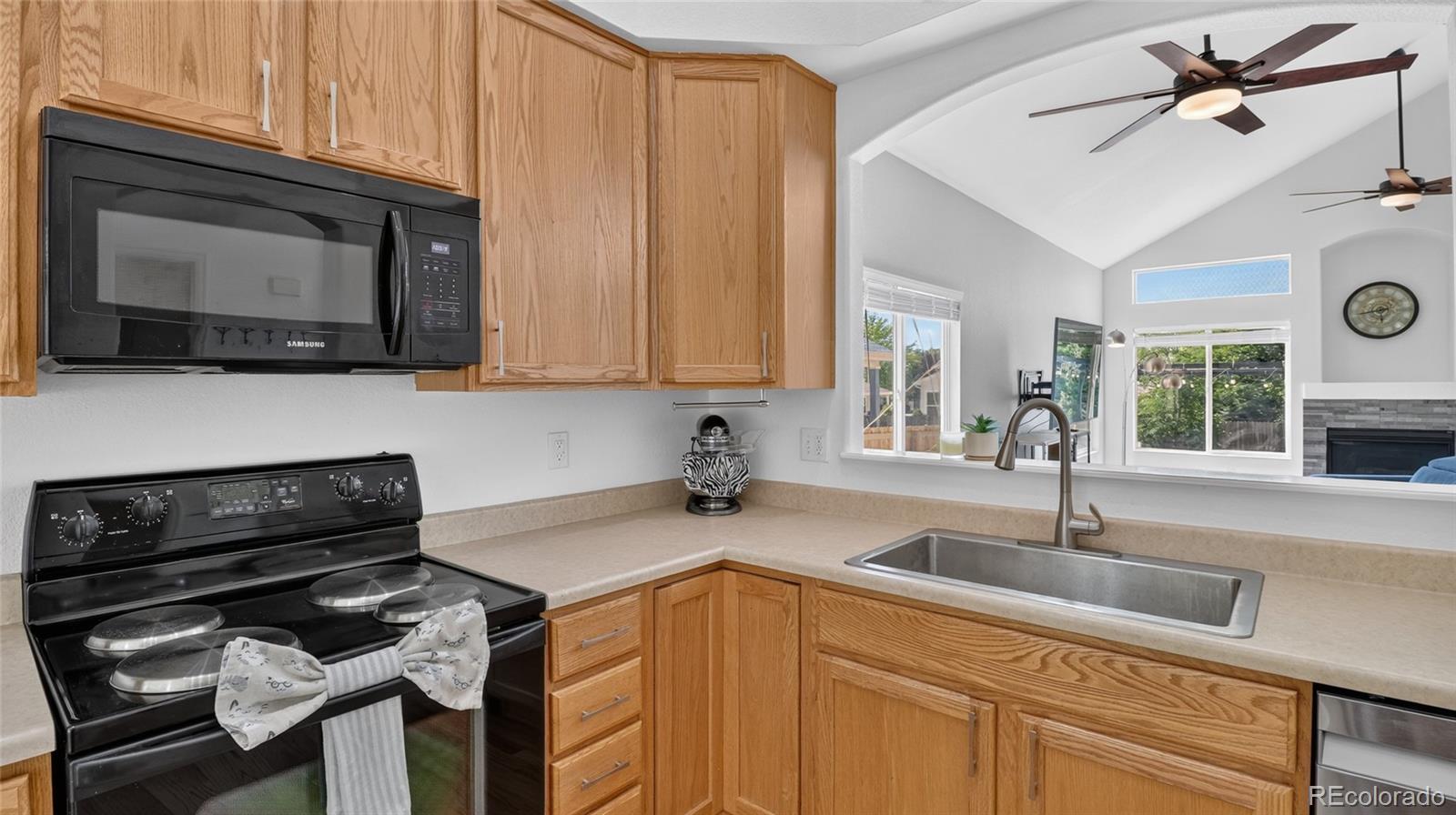 5896 E 129th Place
