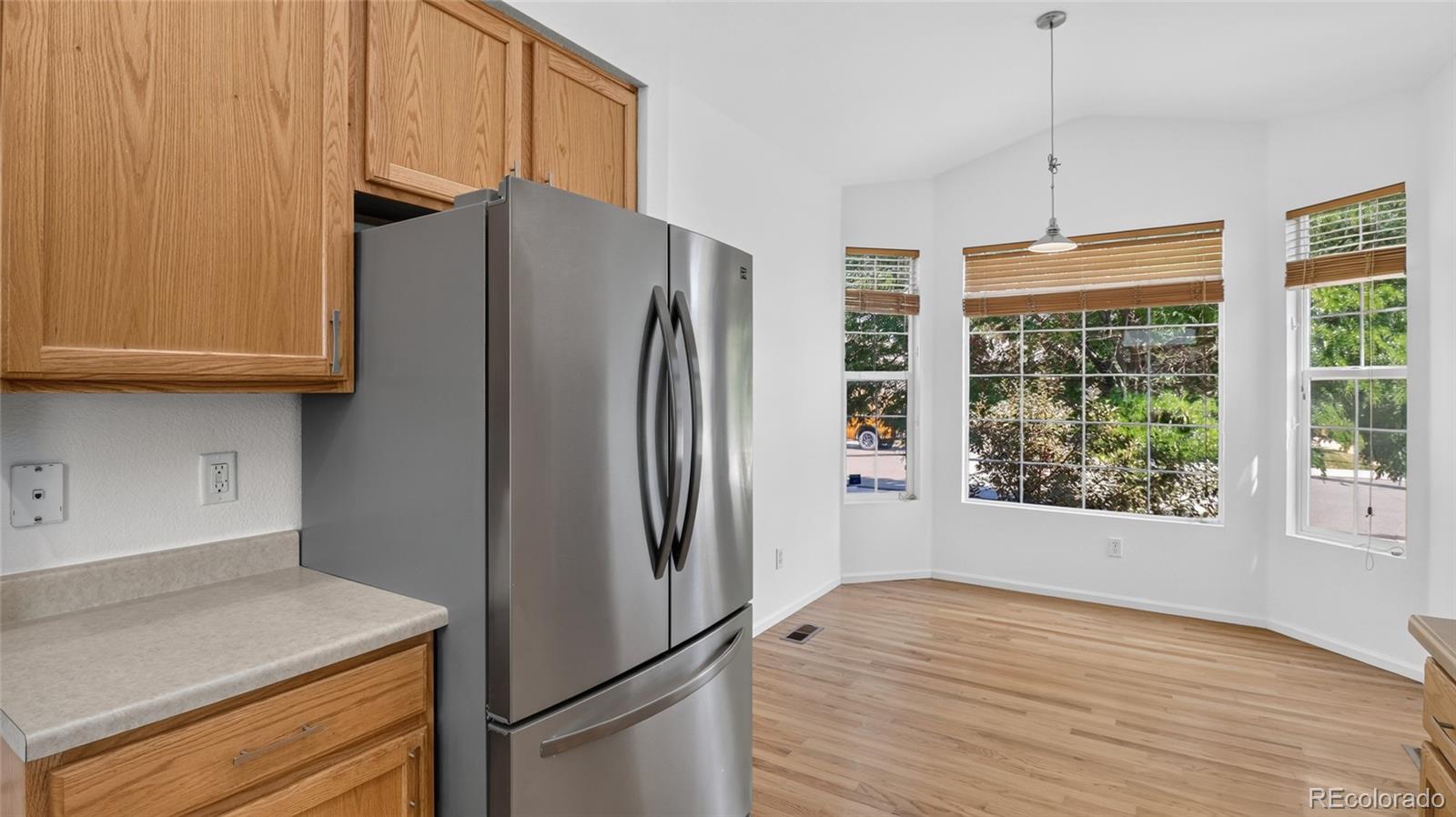 5896 E 129th Place
