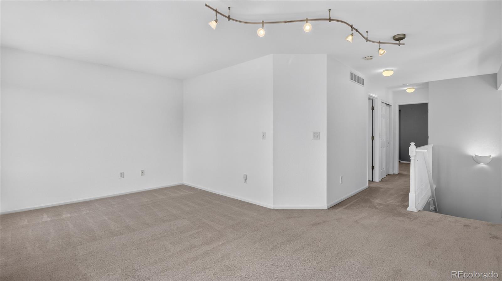 5896 E 129th Place
