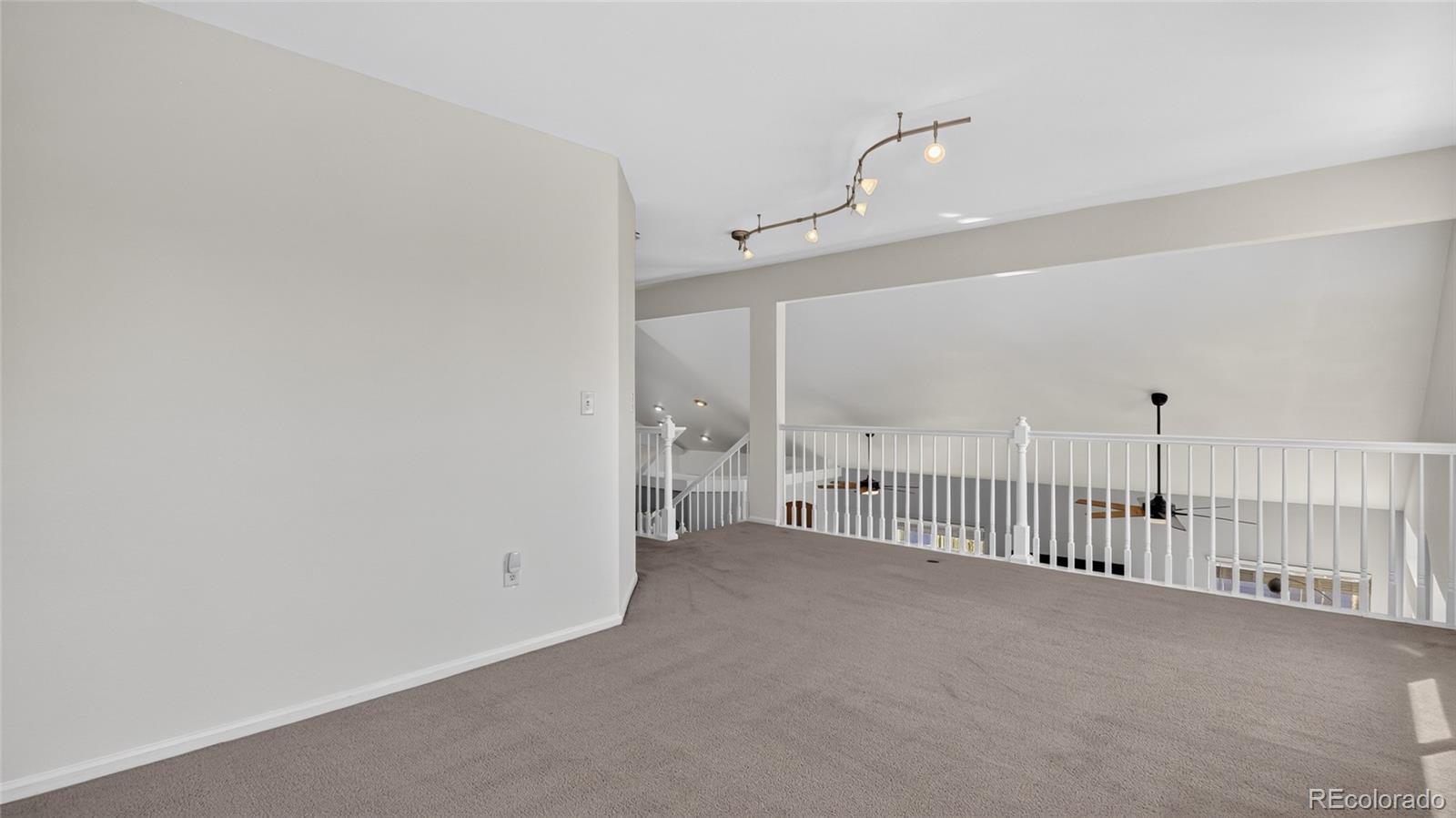 5896 E 129th Place