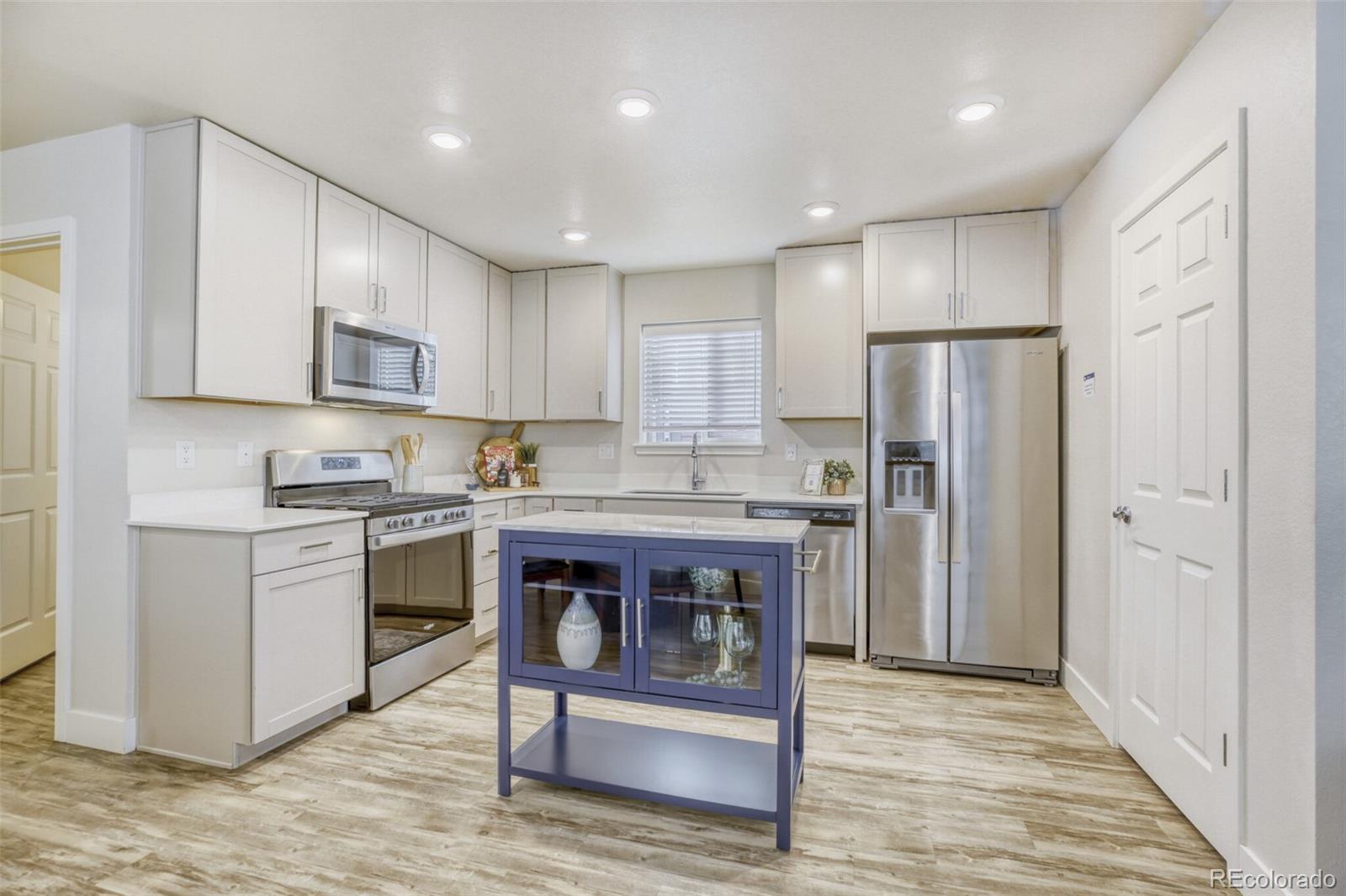 65 Avocet Court