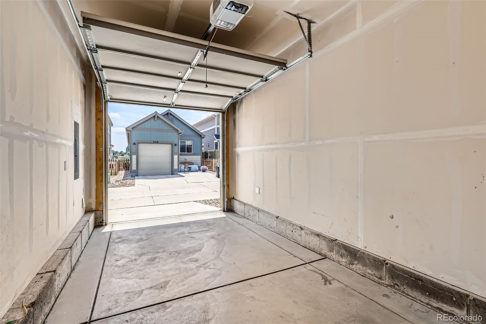 65 Avocet Court