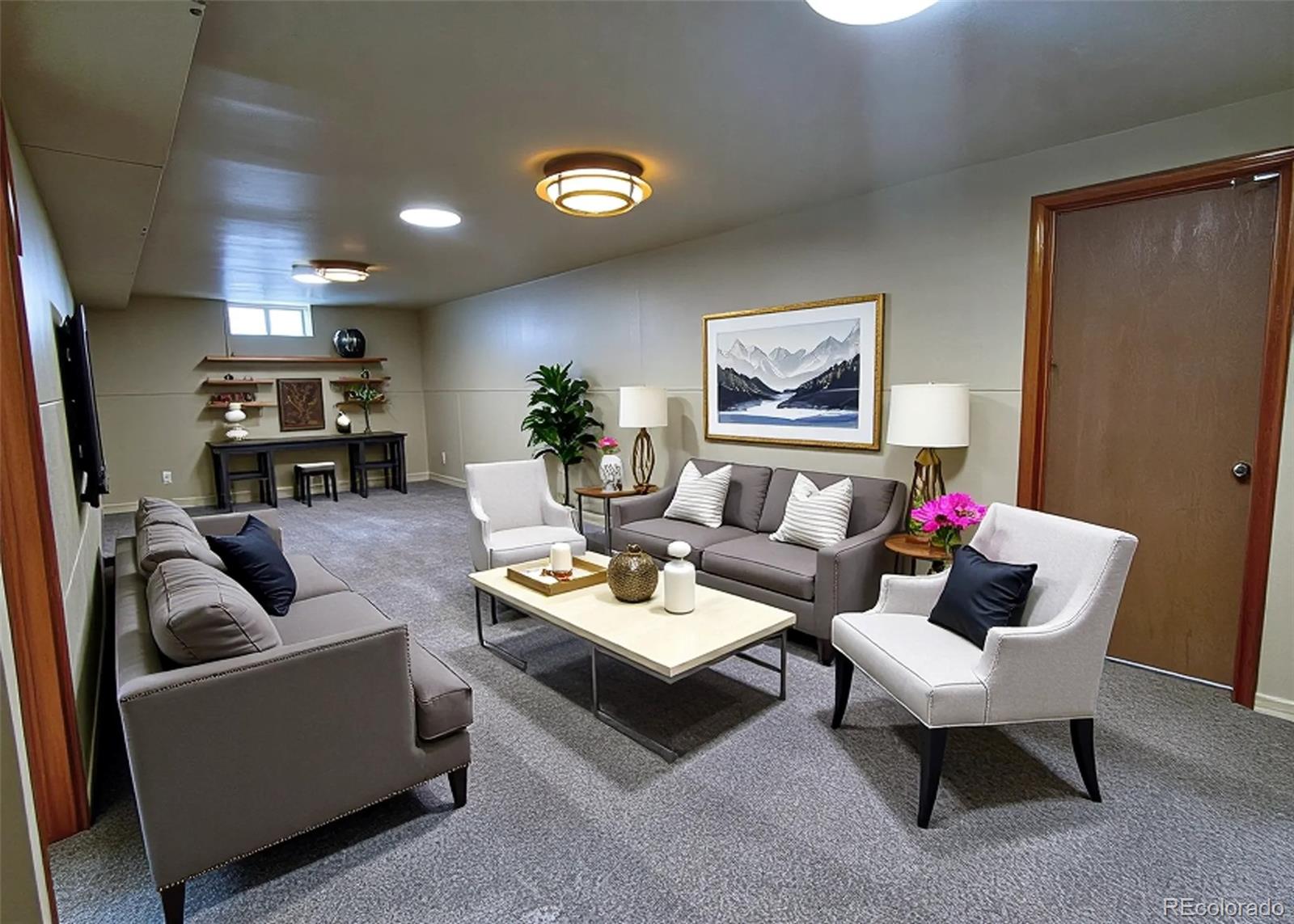 260 Flint Way