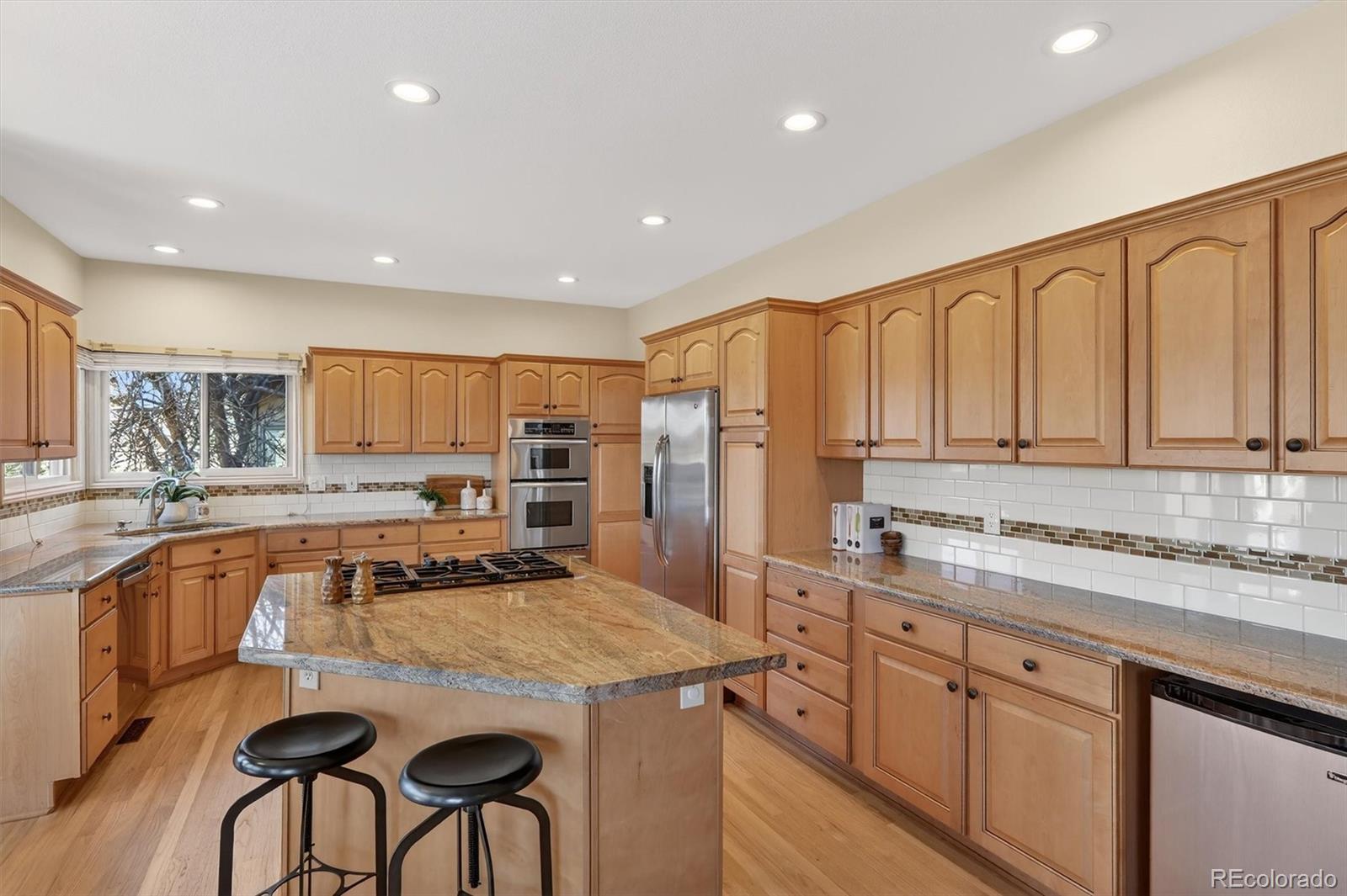 1123 Oakhurst Drive