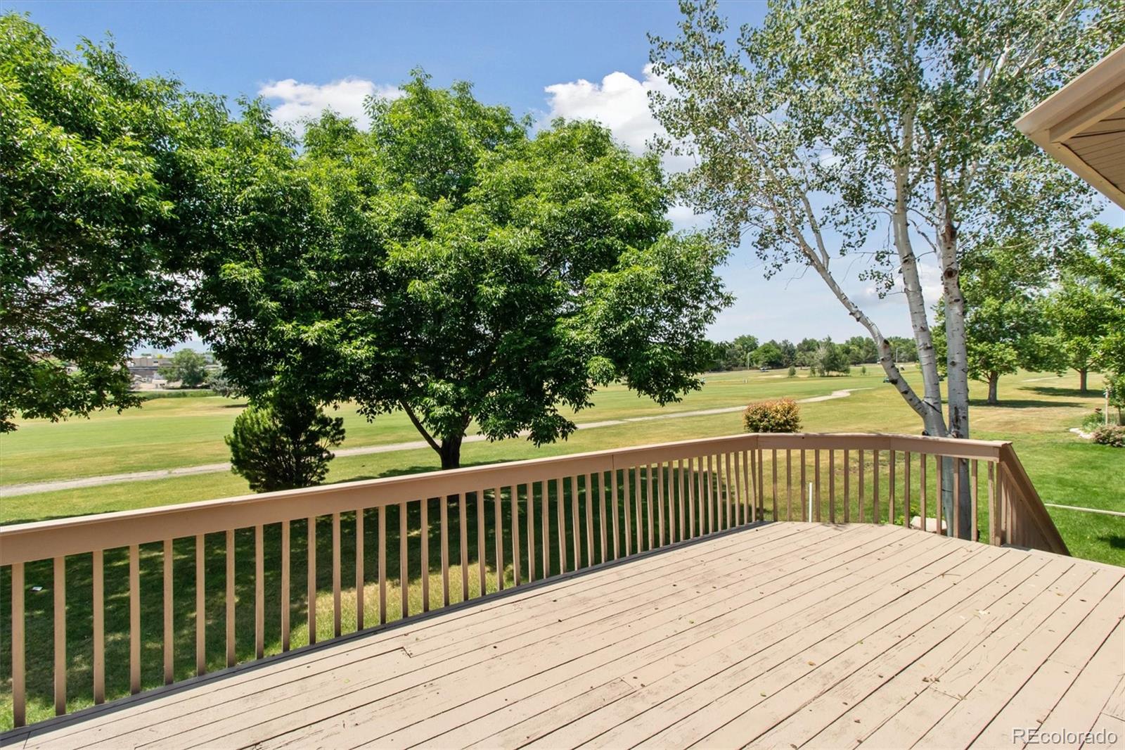 1123 Oakhurst Drive