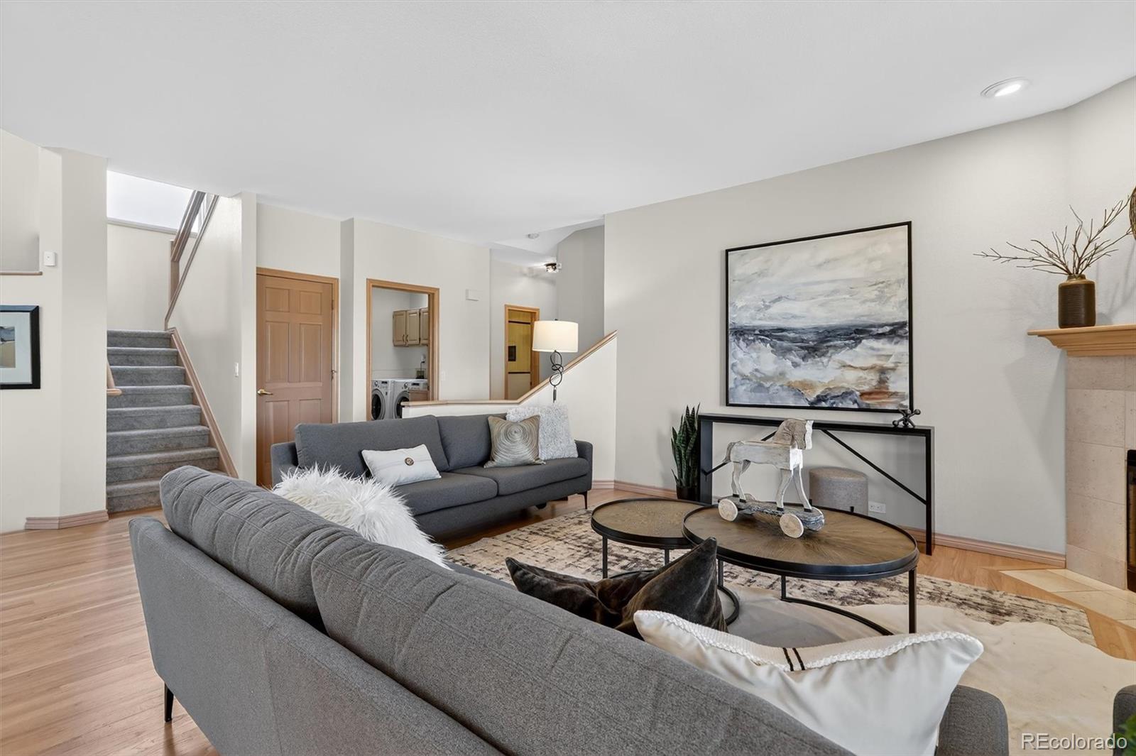 1123 Oakhurst Drive