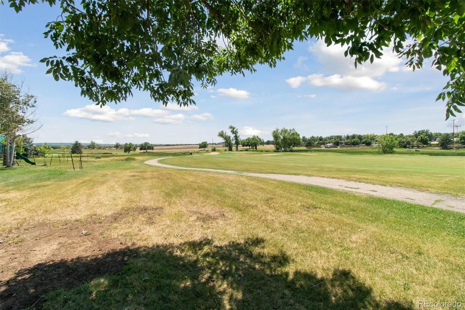 1123 Oakhurst Drive