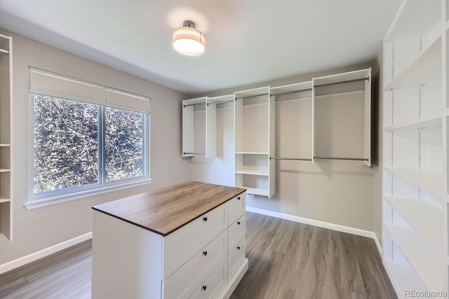 5779 W 116th Place