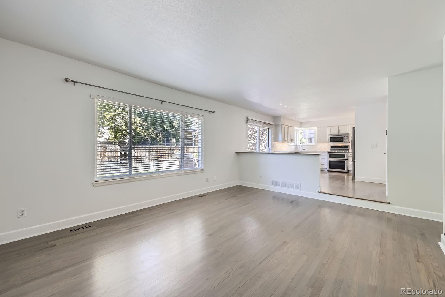 5779 W 116th Place