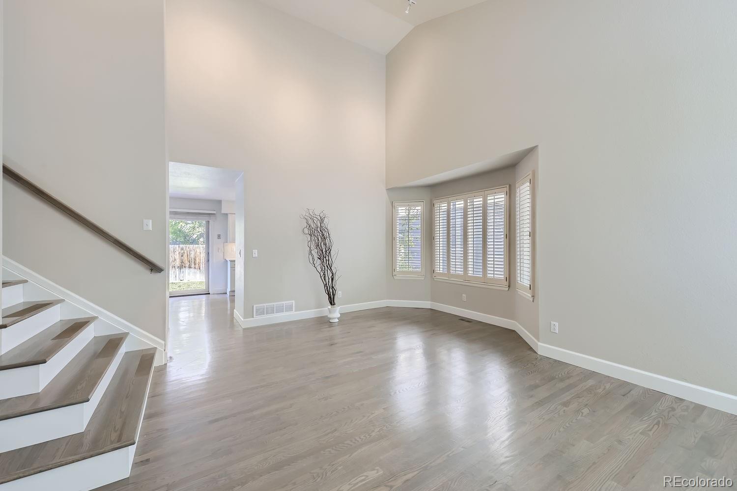5779 W 116th Place