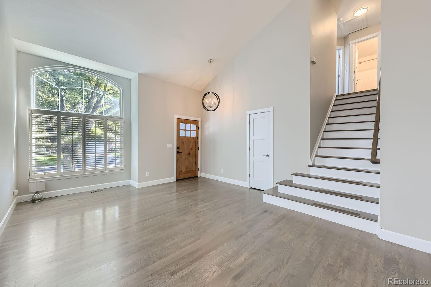 5779 W 116th Place