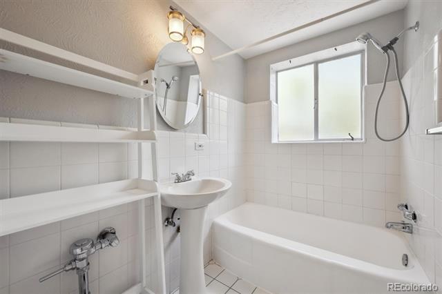 1130 N Pennsylvania Street Unit: 208
