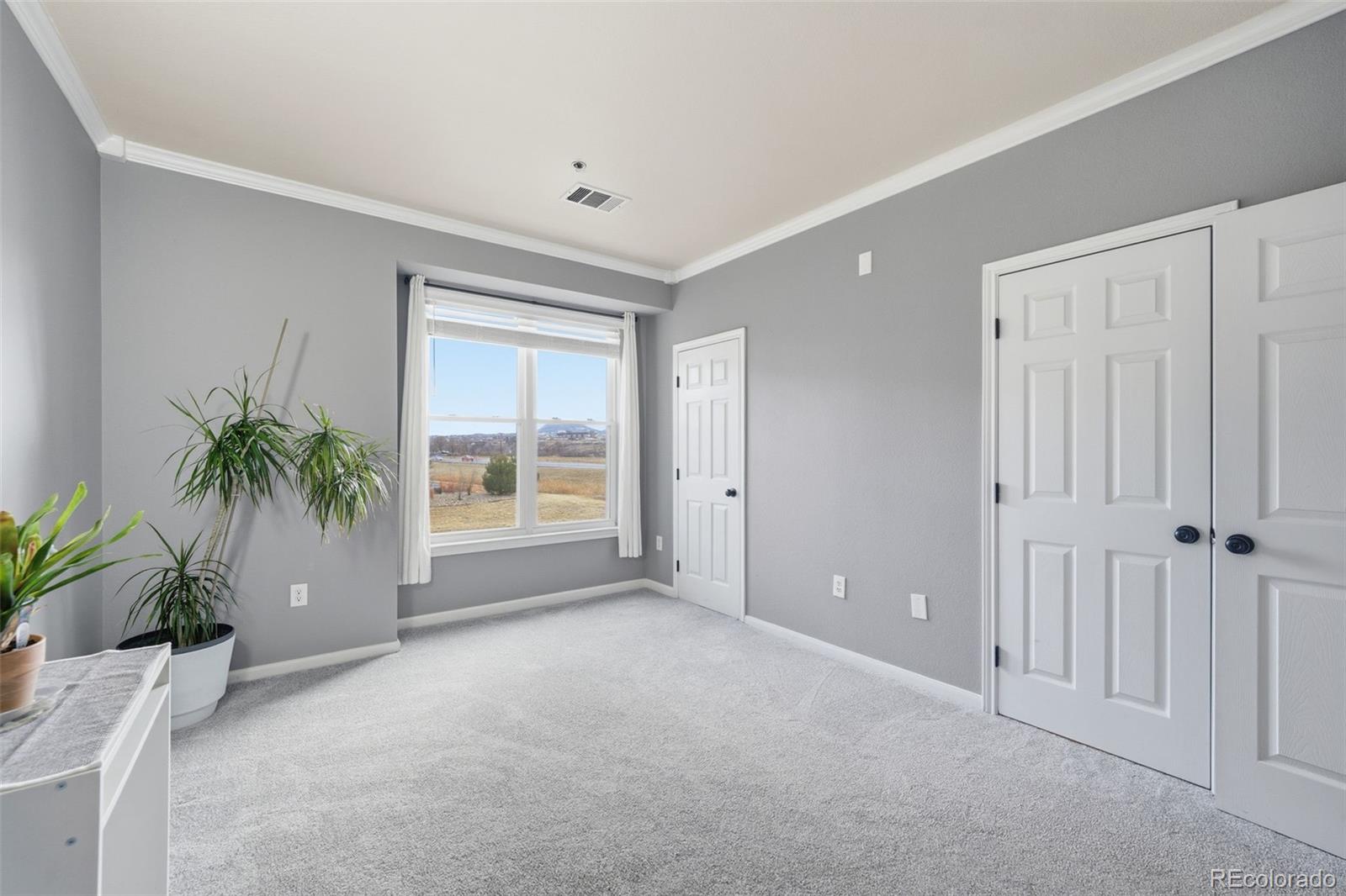 6013 Castlegate Drive W Unit: D26