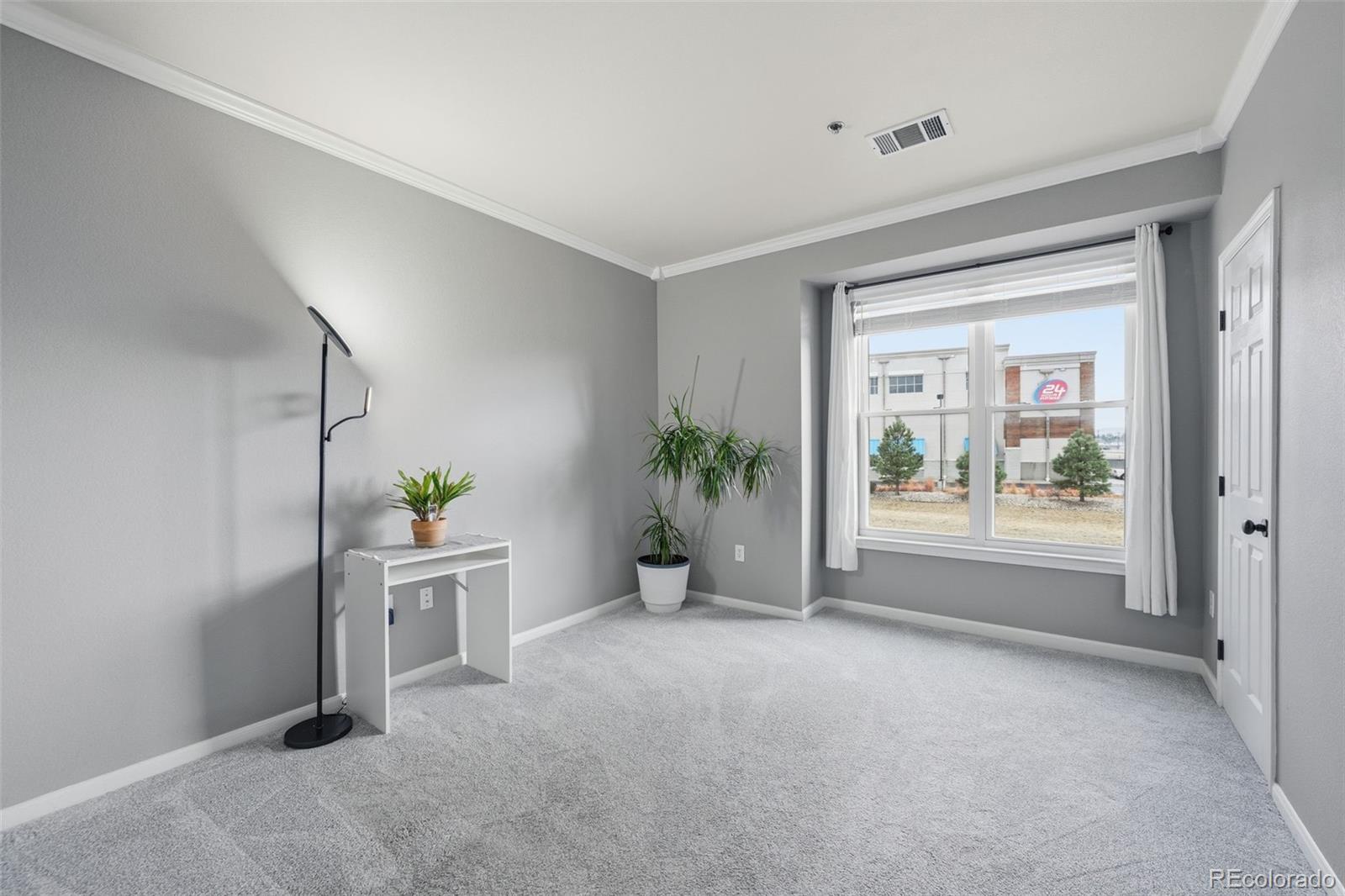 6013 Castlegate Drive W Unit: D26