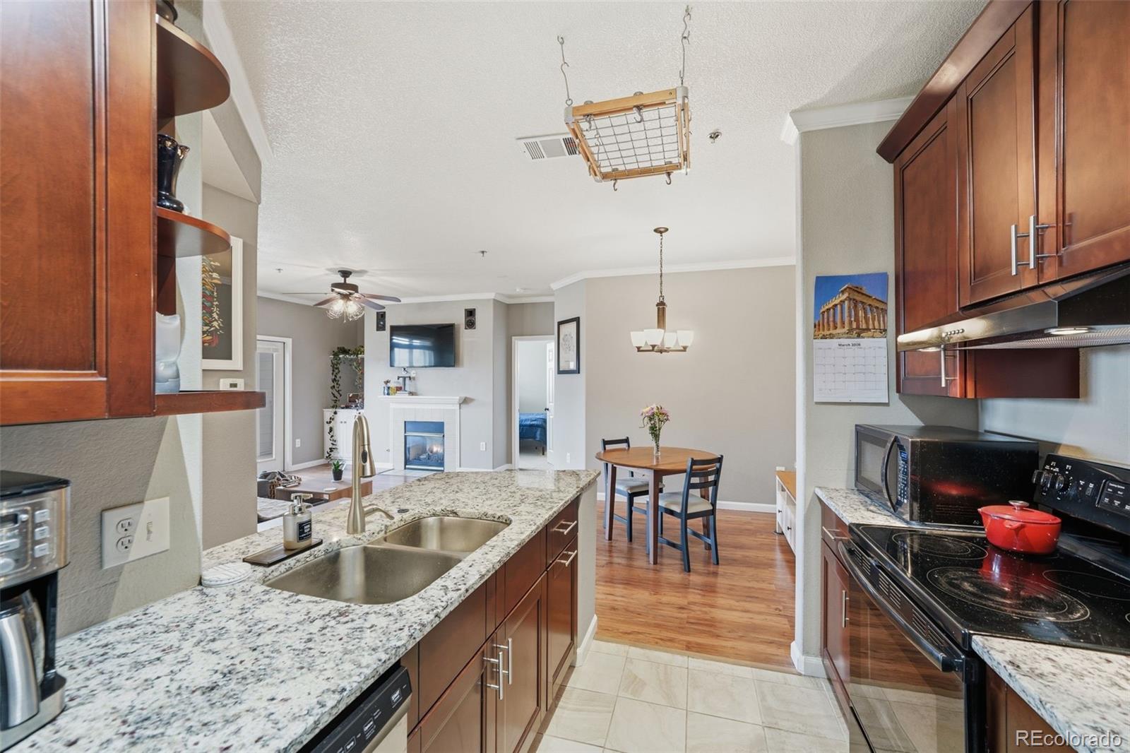 6013 Castlegate Drive W Unit: D26