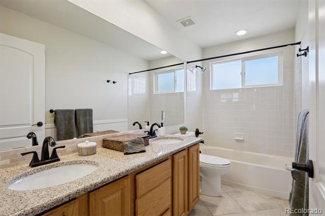 8733 Fairview Oaks Lane