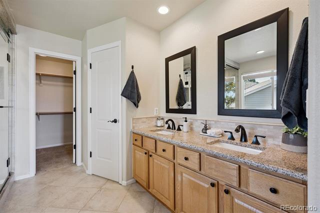 8733 Fairview Oaks Lane
