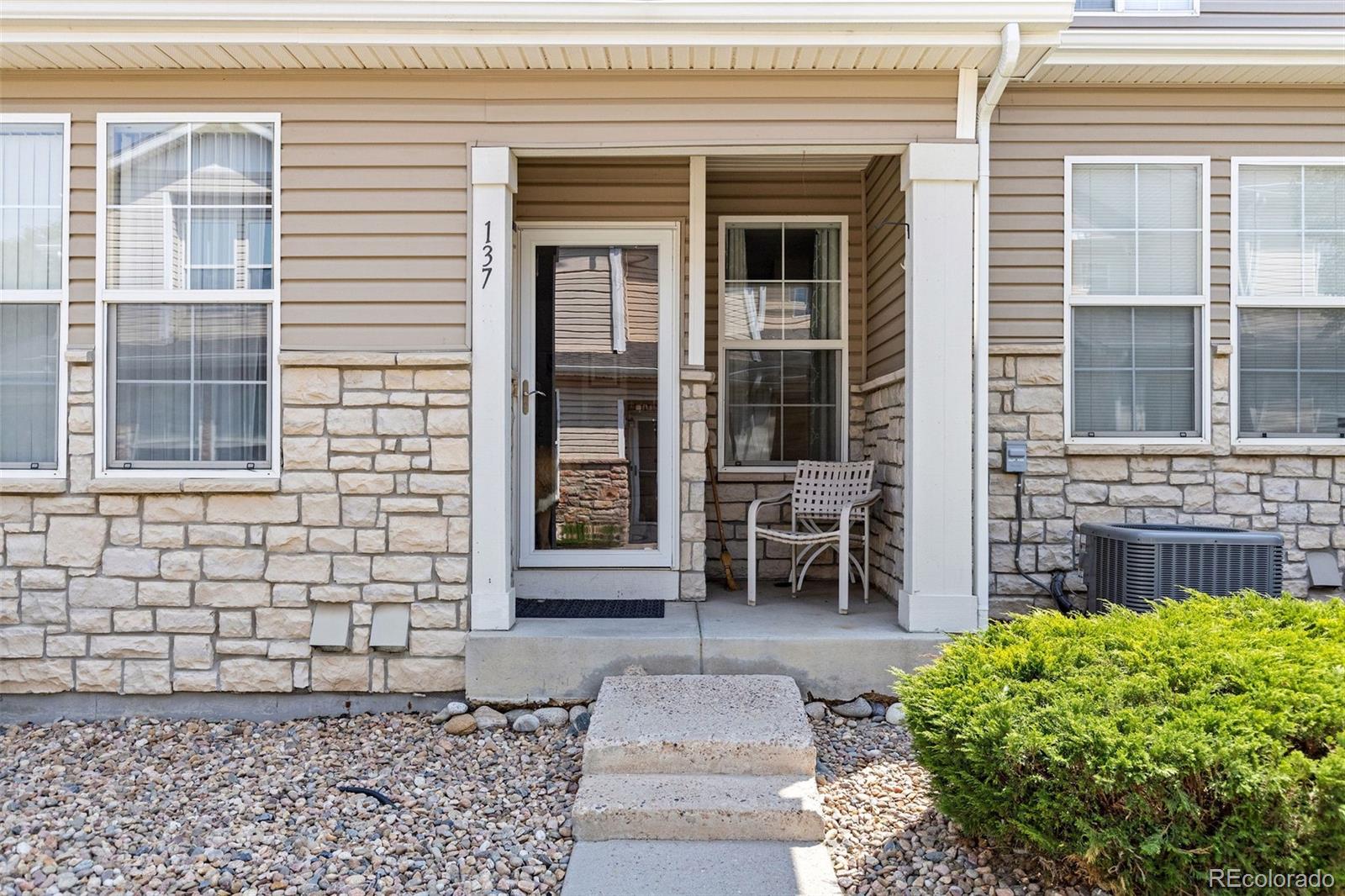 137 Foxglove Drive