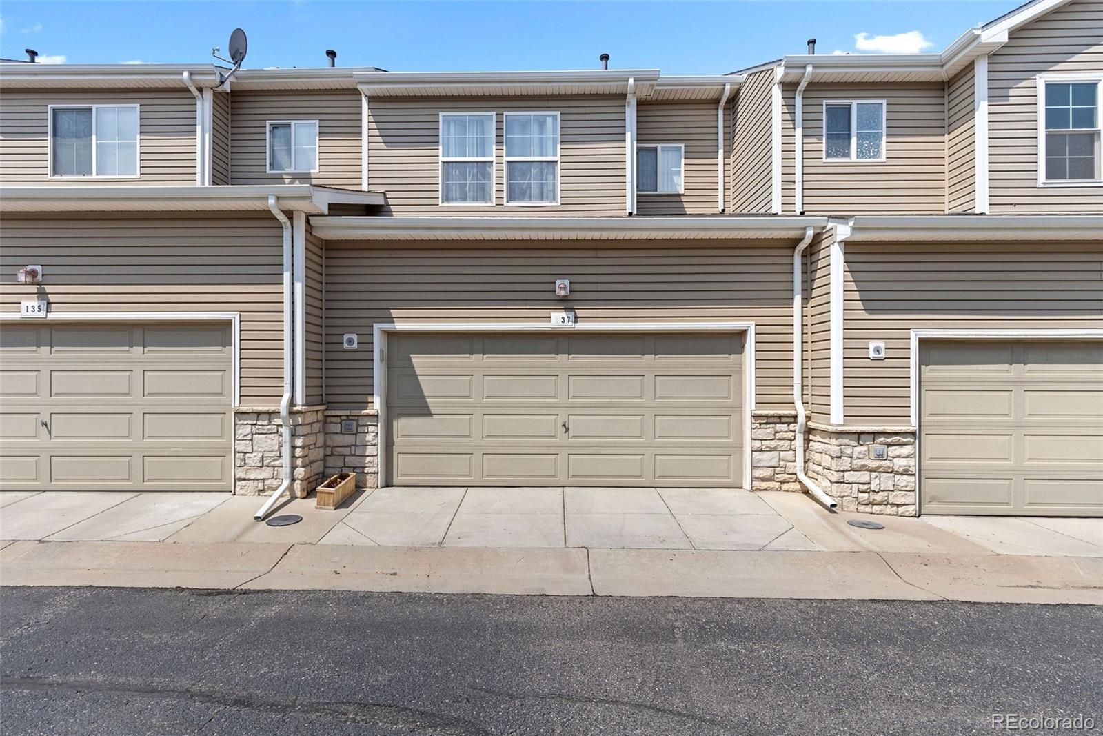 137 Foxglove Drive