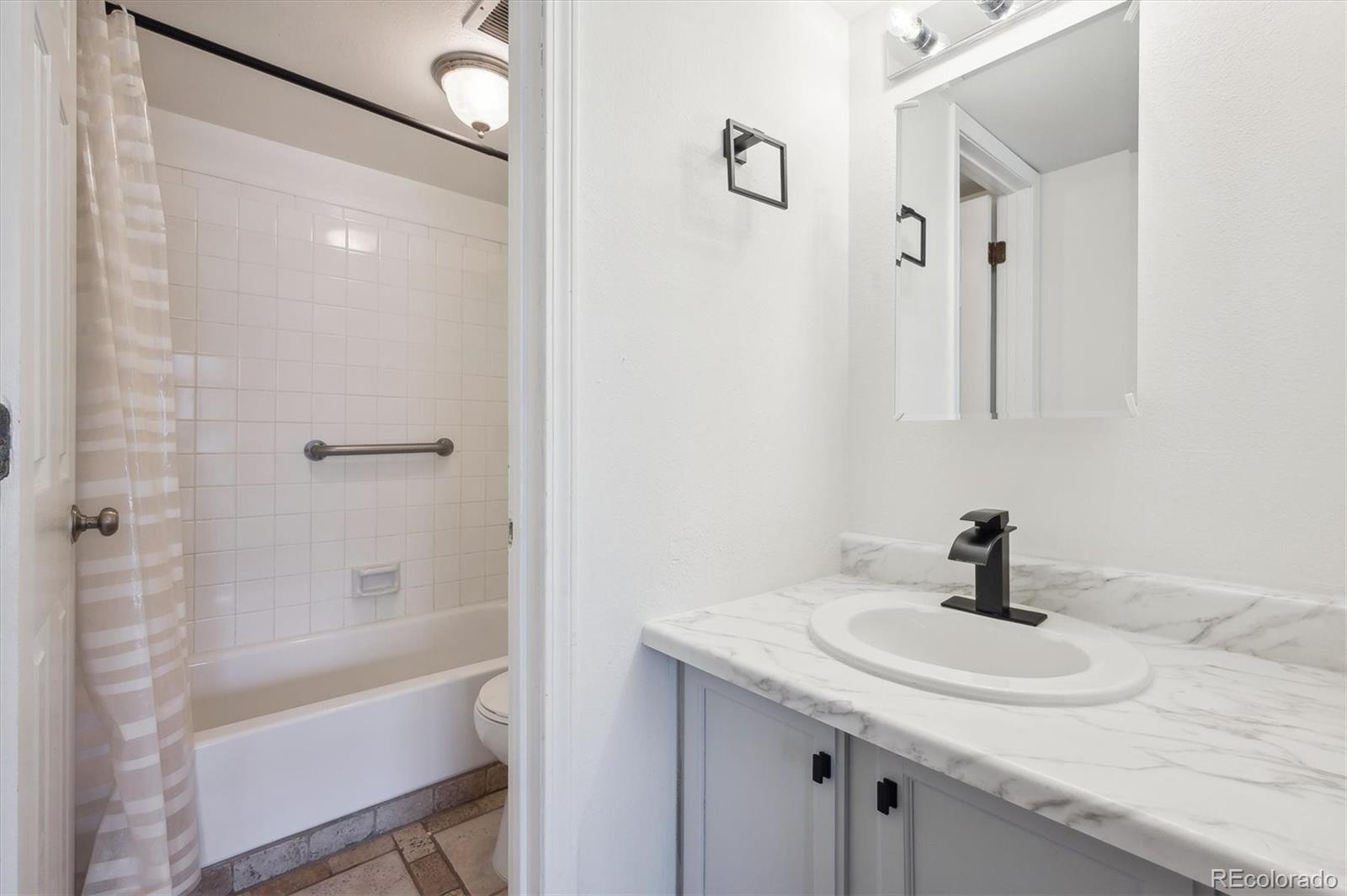 3141 S Tamarac Drive Unit: 206E