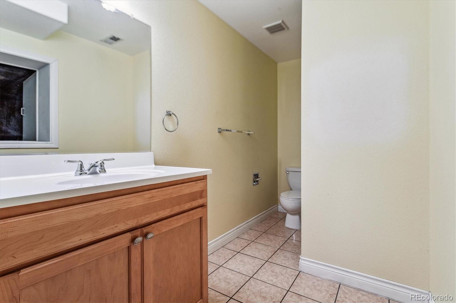 3022 S Waco Court