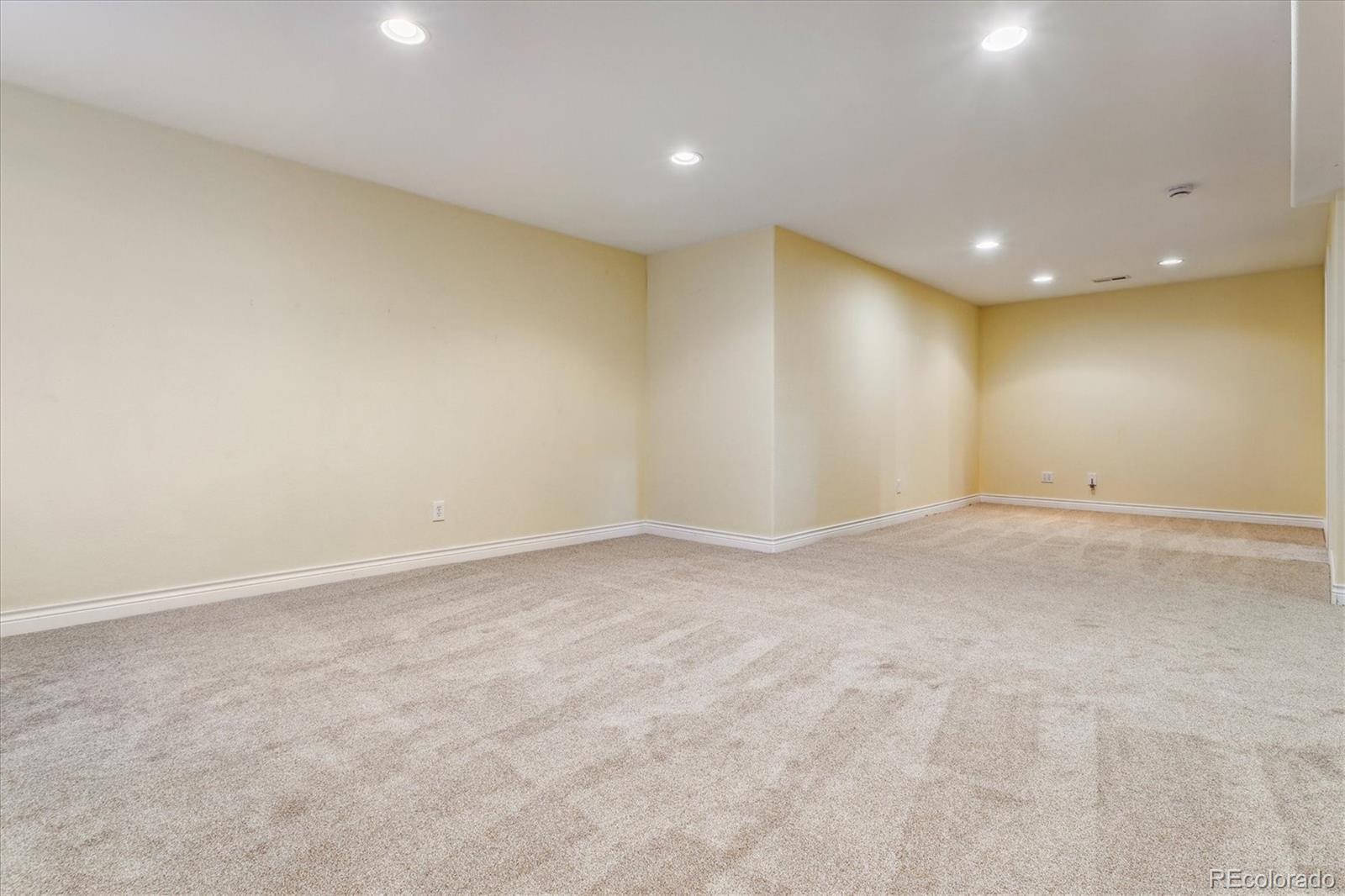 3022 S Waco Court
