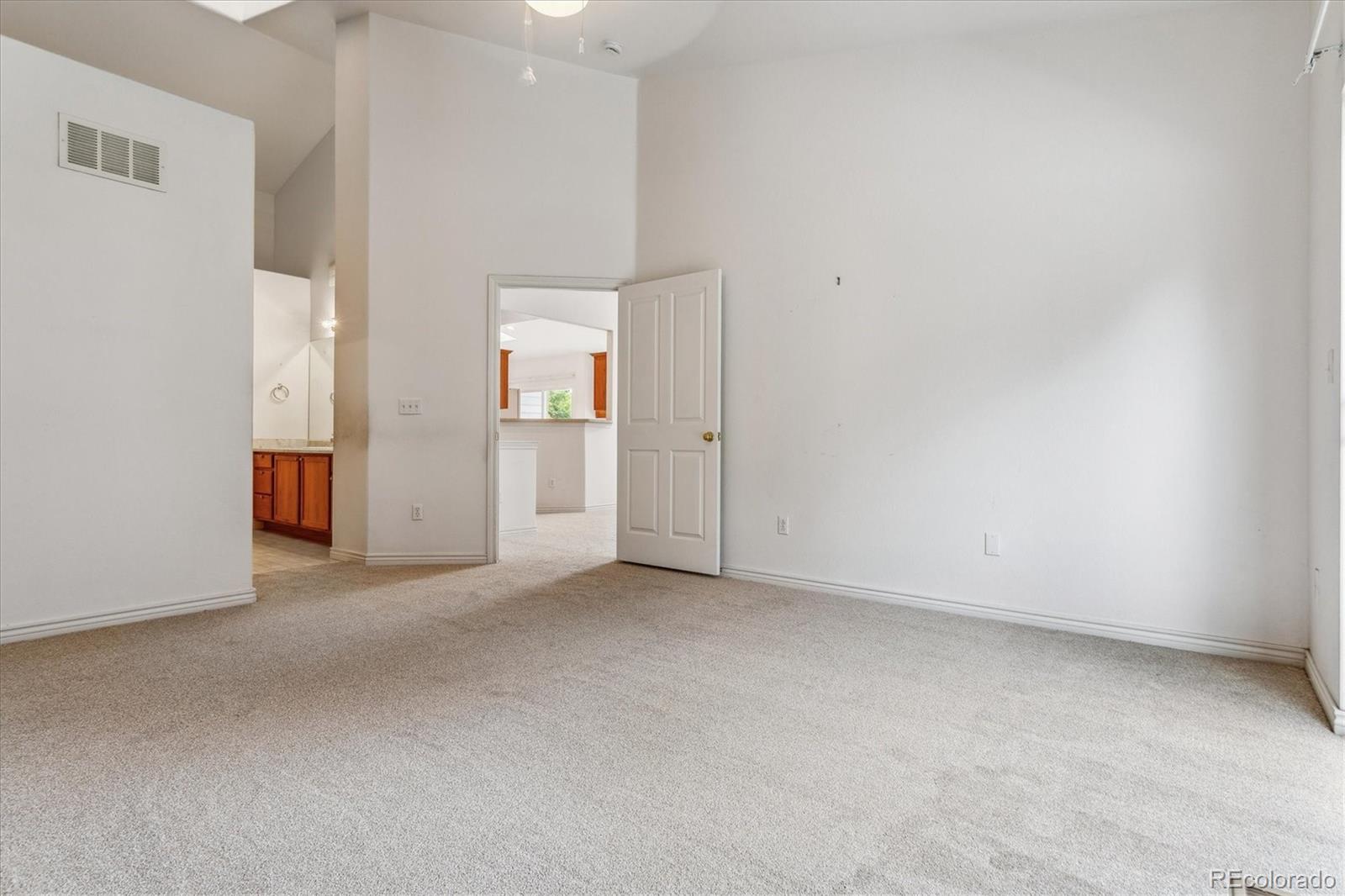 3022 S Waco Court