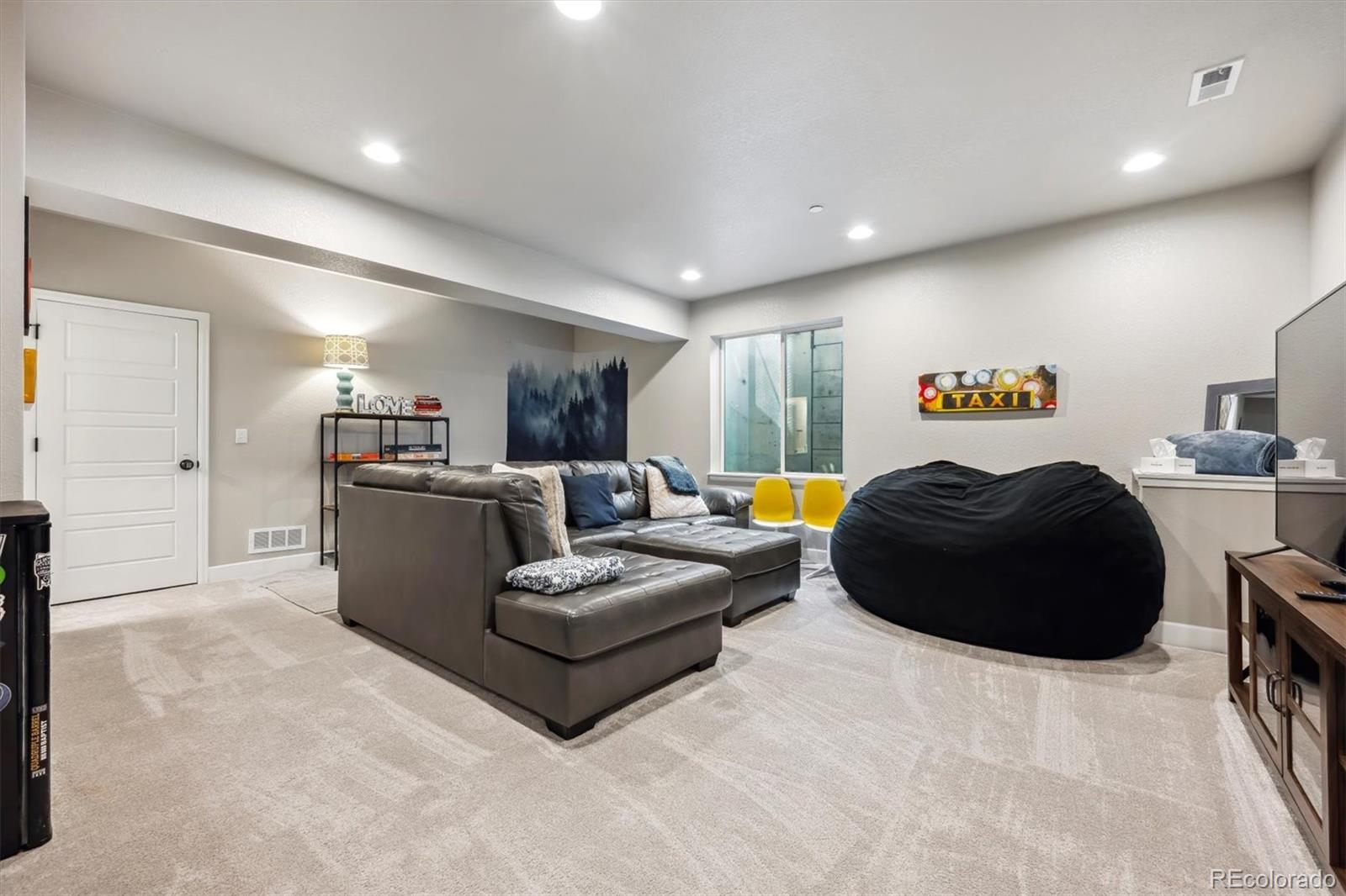 8863 Osceola Street