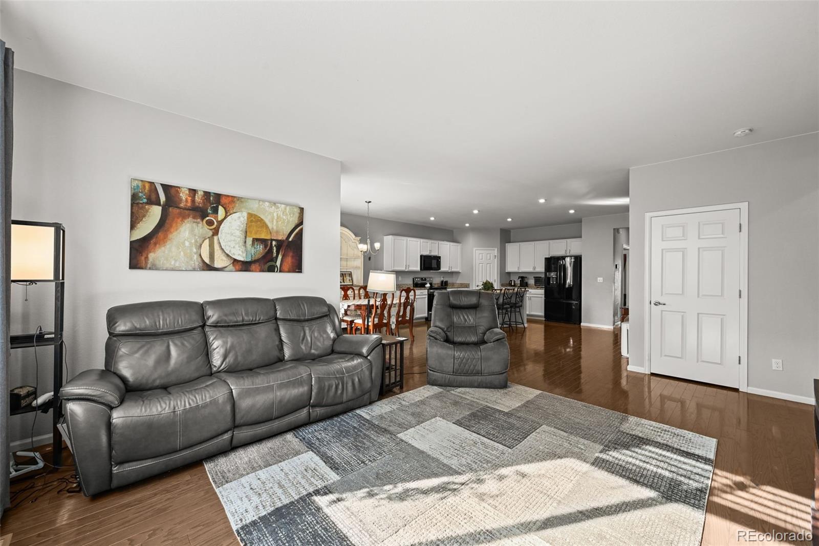5230 Periwinkle Way