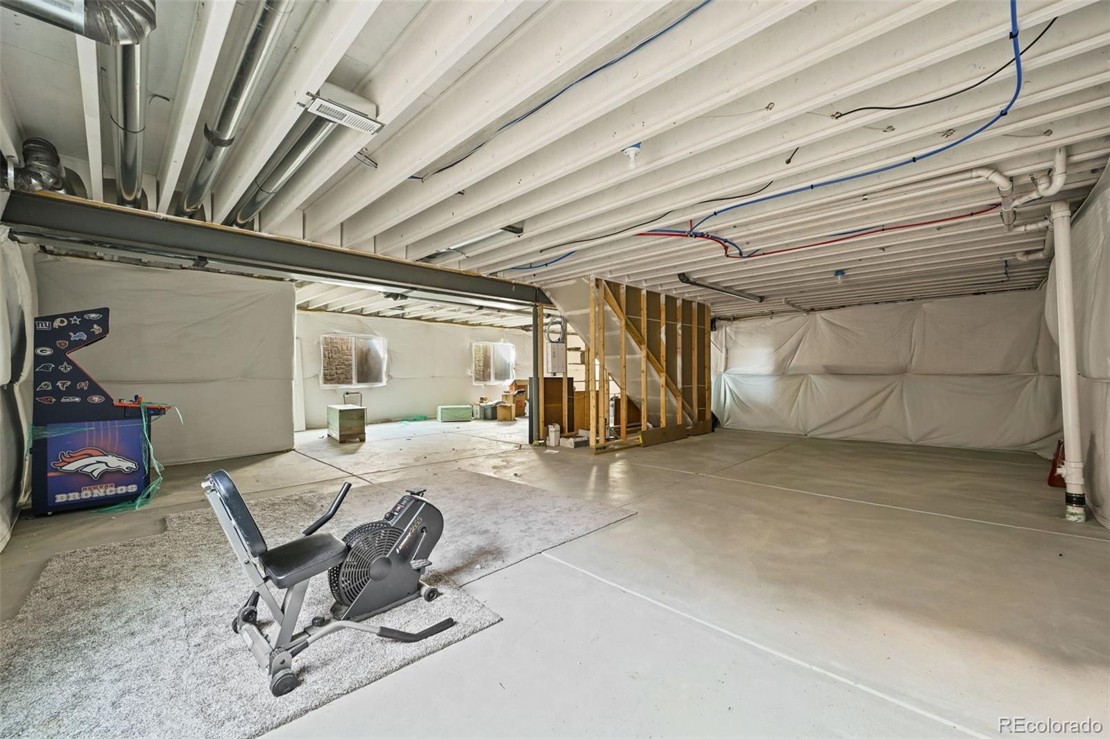 5230 Periwinkle Way