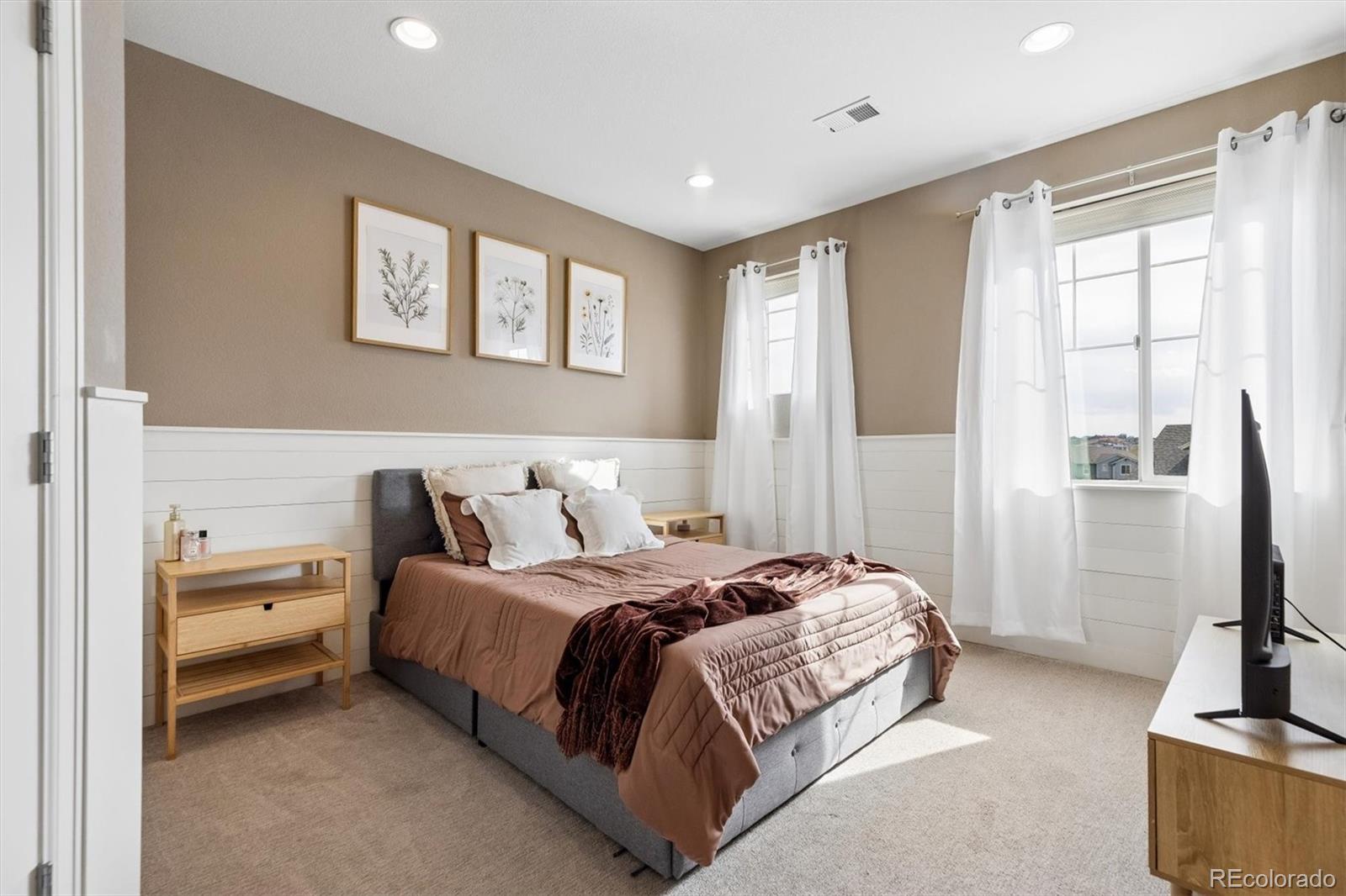 20195 E Fair Lane