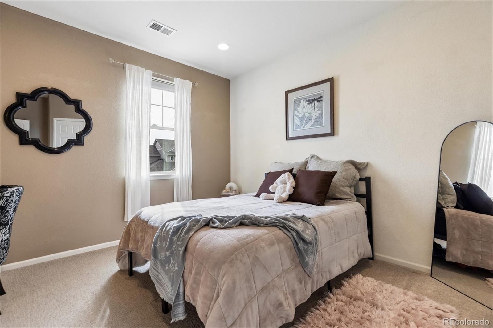 20195 E Fair Lane