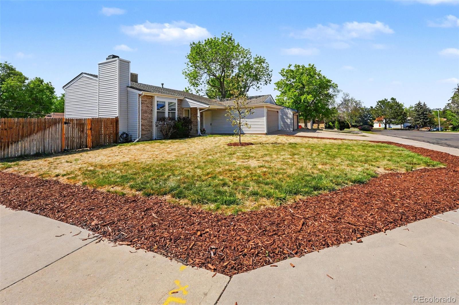 7609 Harlan Way