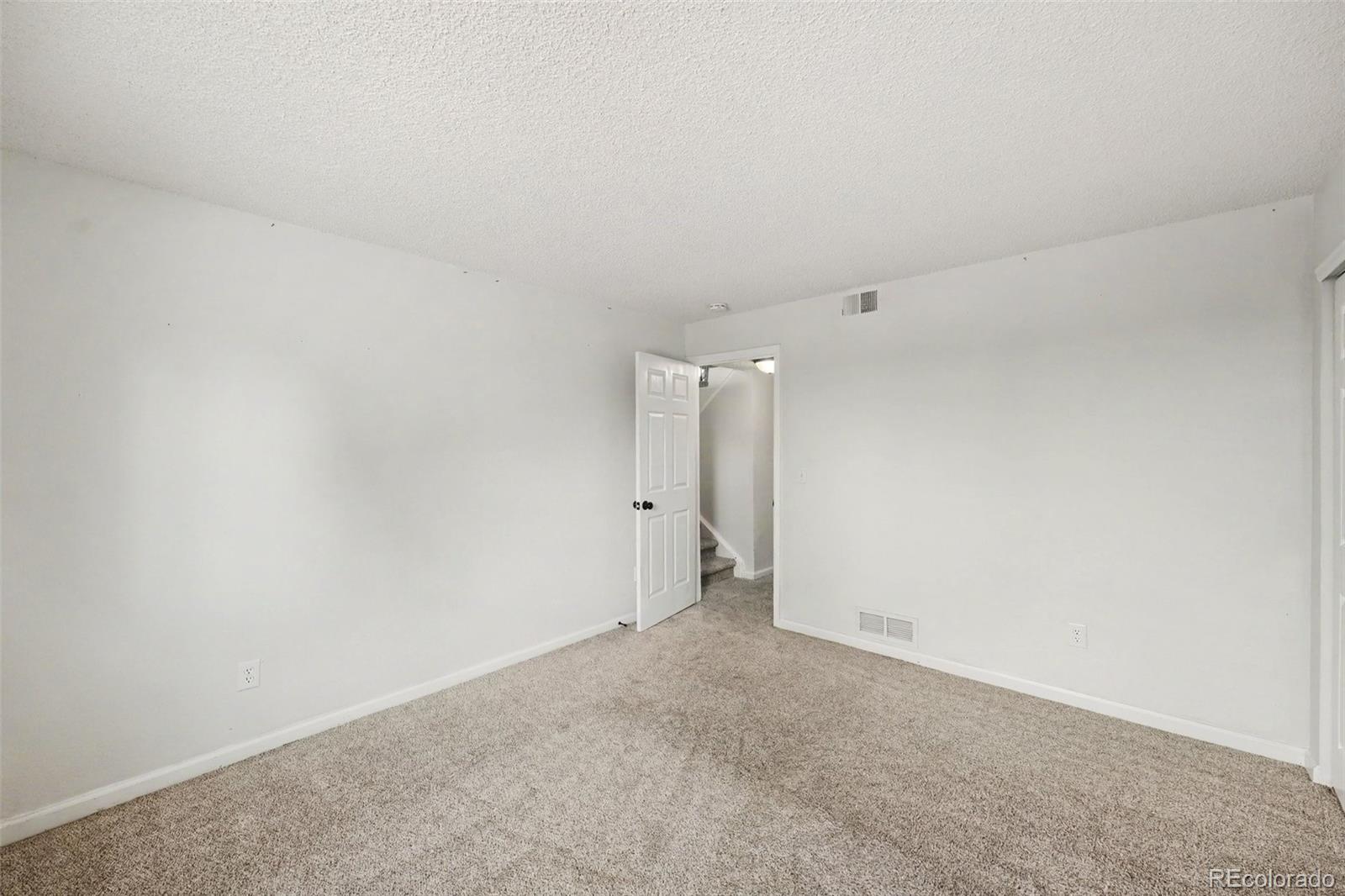 7609 Harlan Way