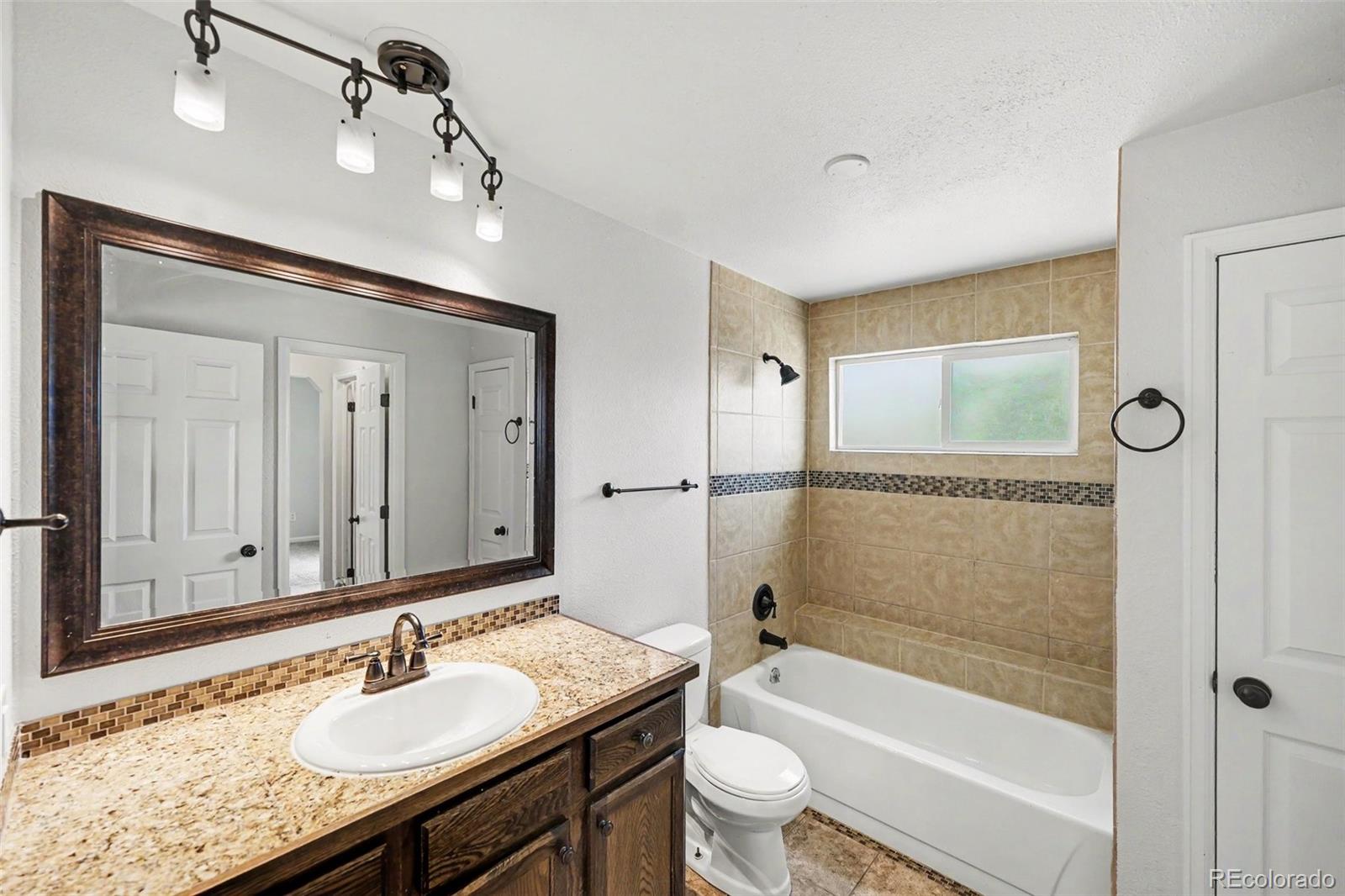 7609 Harlan Way