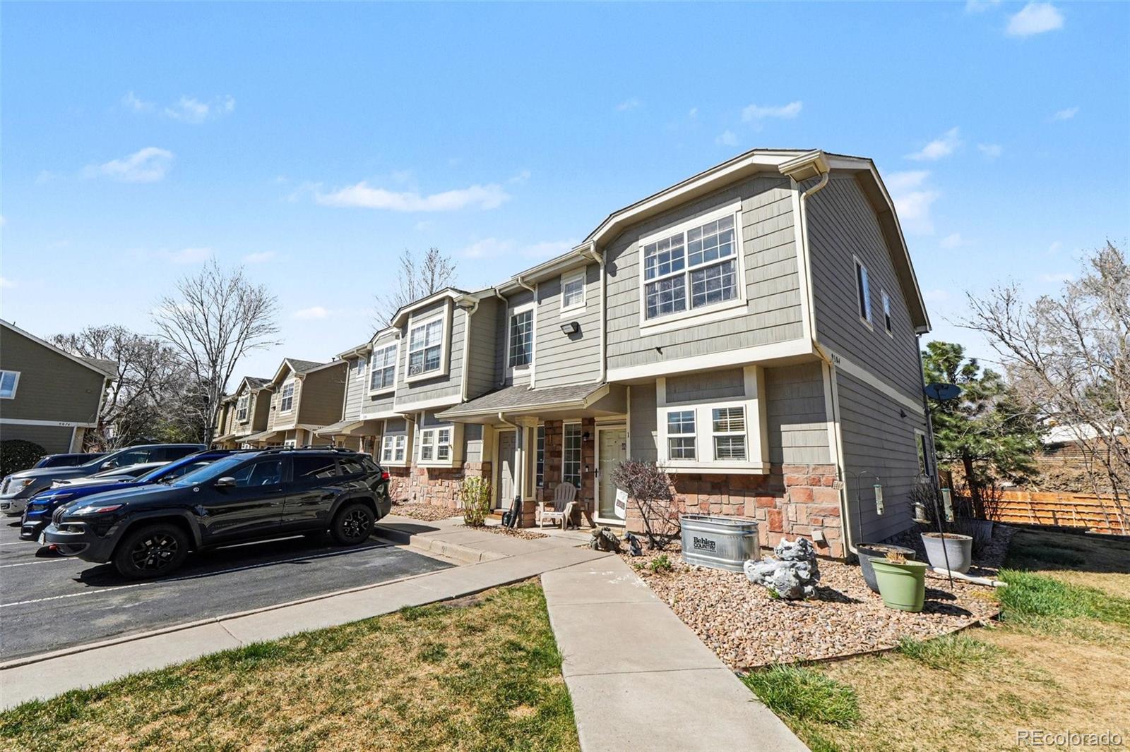 9184 Gale Boulevard Unit: 1