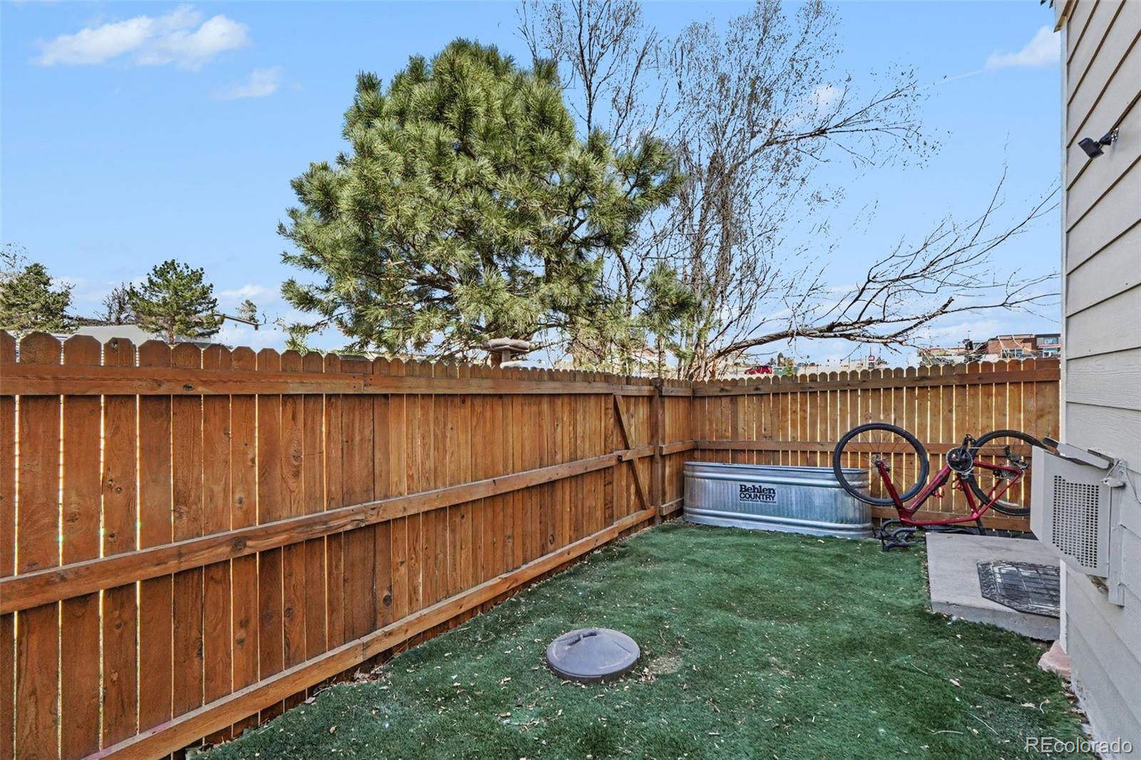 9184 Gale Boulevard Unit: 1