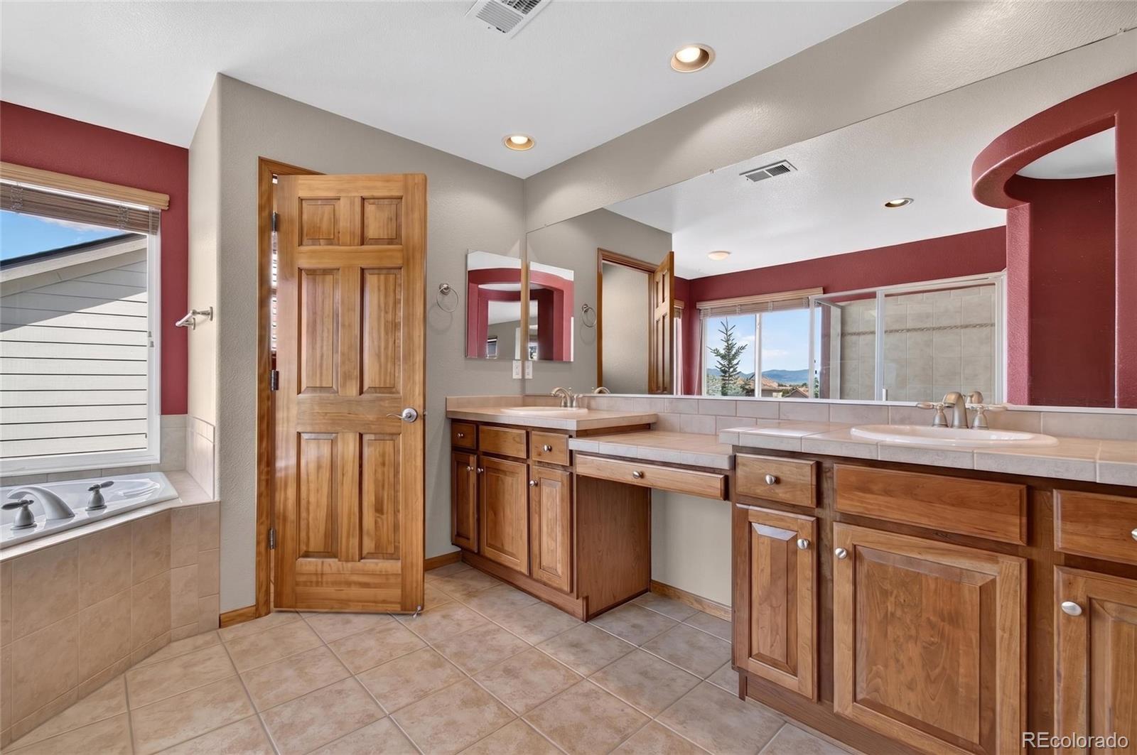 1911 Lodgepole Drive