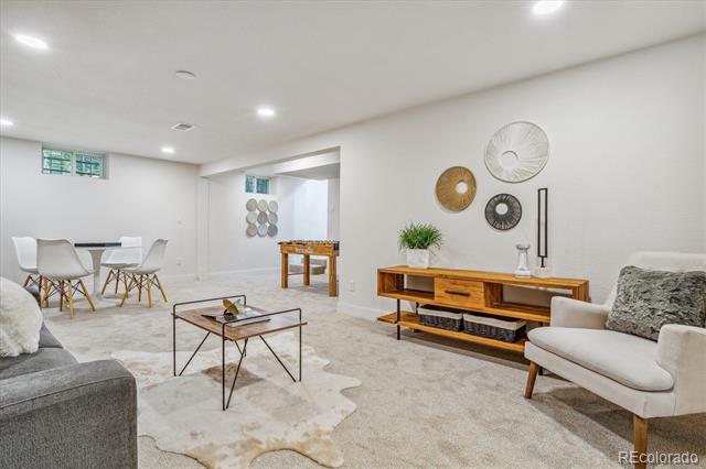 3550 Hudson Street