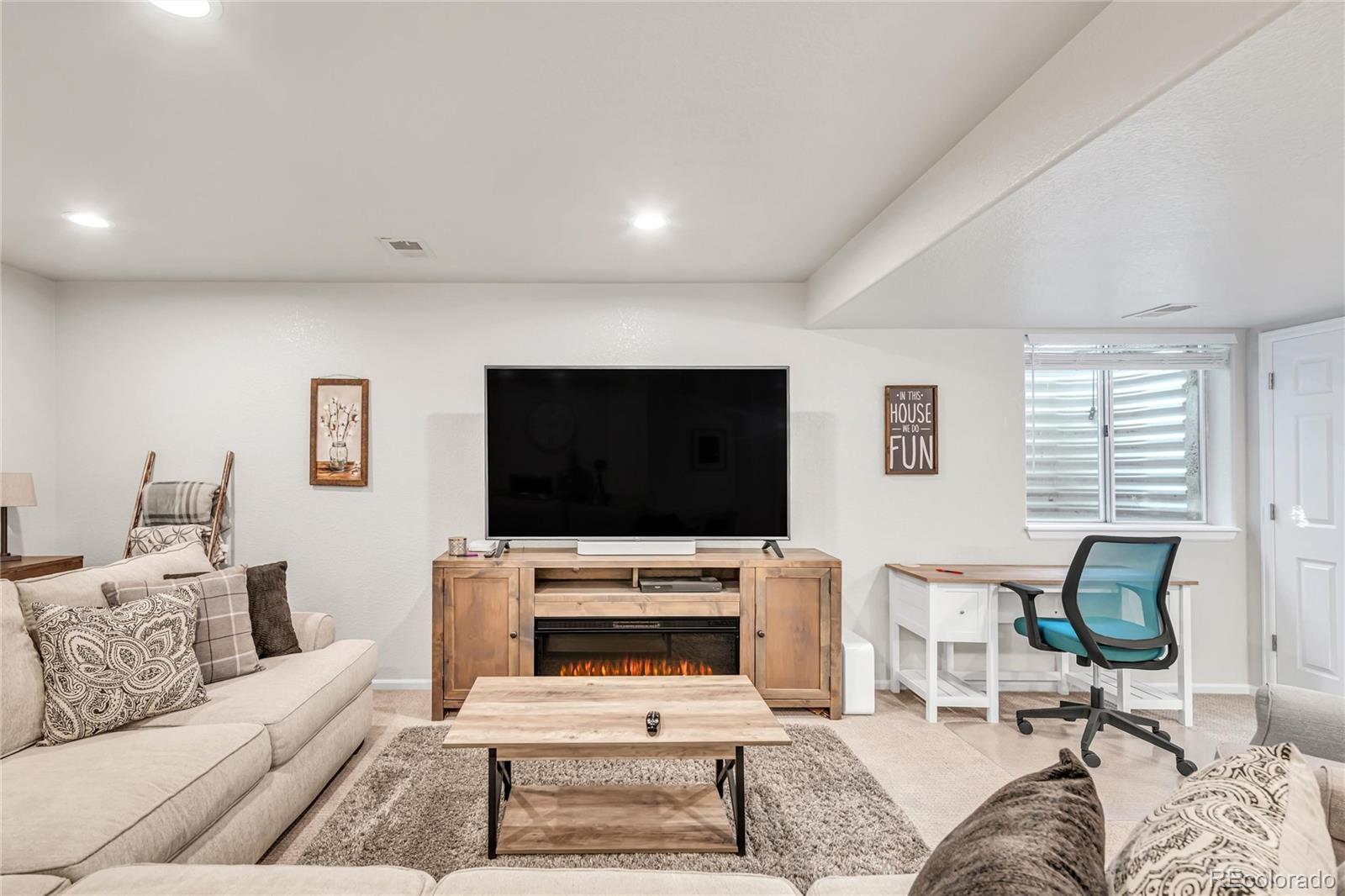 4716 Castle Circle