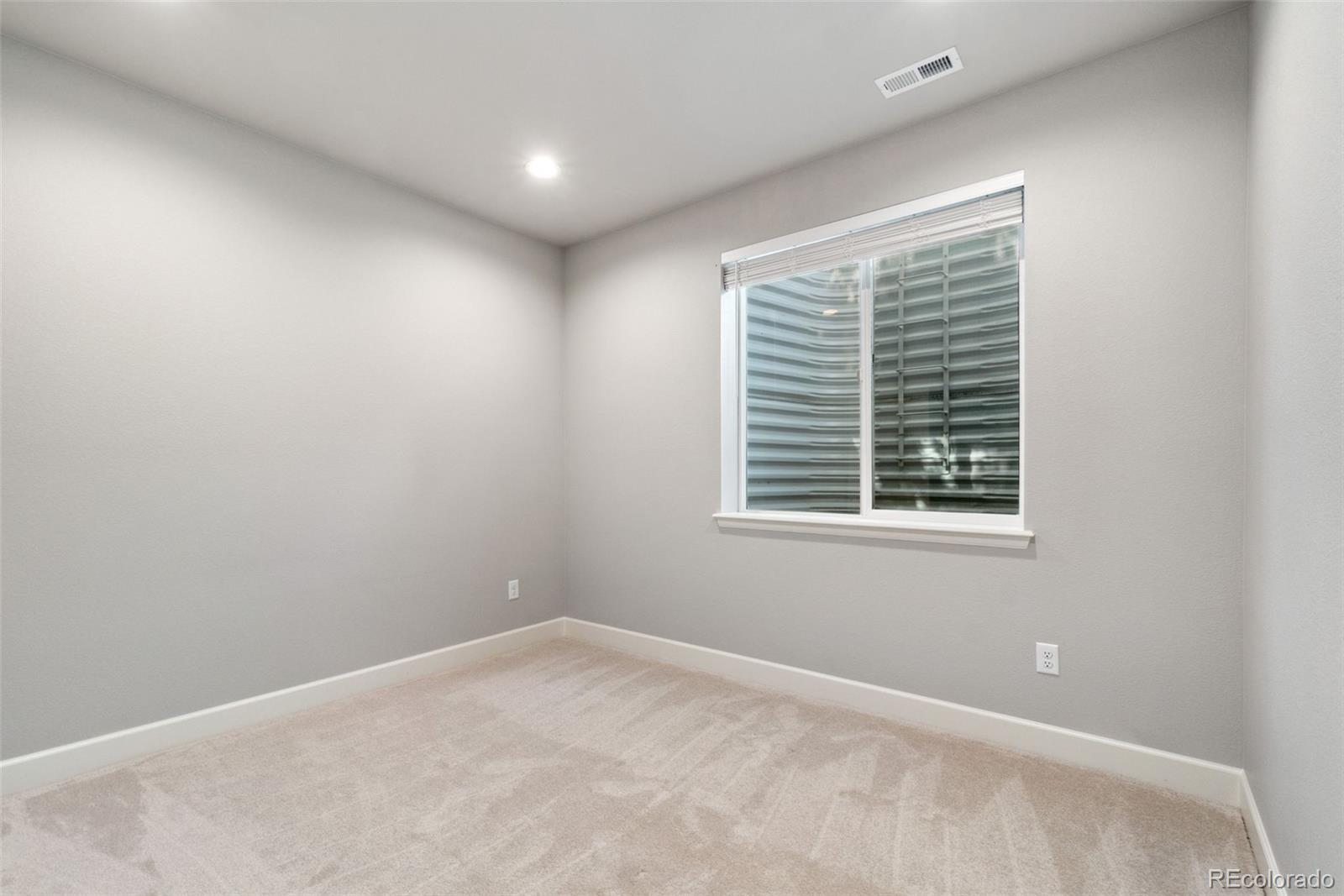 5117 W 108th Circle