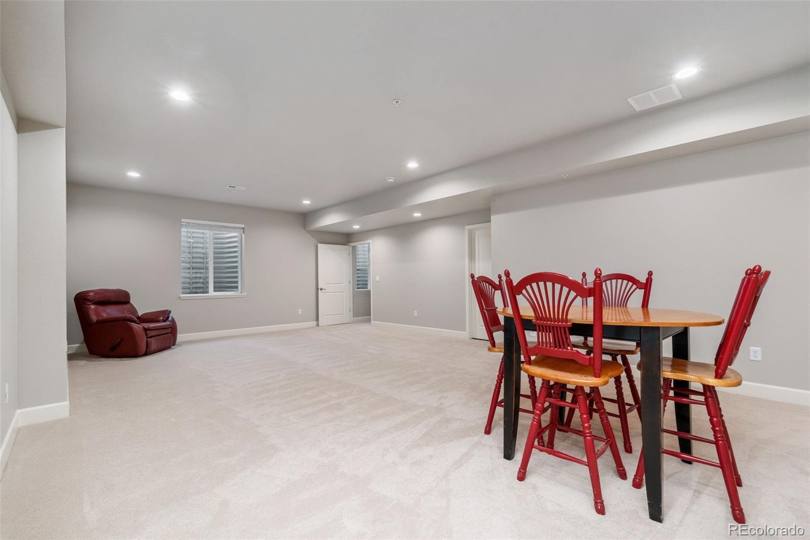5117 W 108th Circle